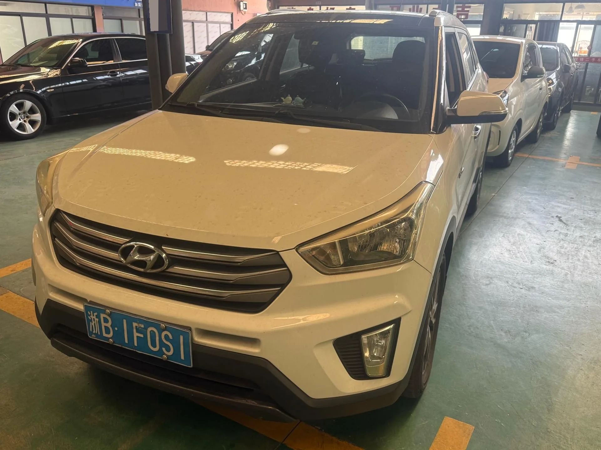 Beijing Hyundai ix25 2016 1.6T Dual-Clutch Two-Wheel Drive Intelligent GLS