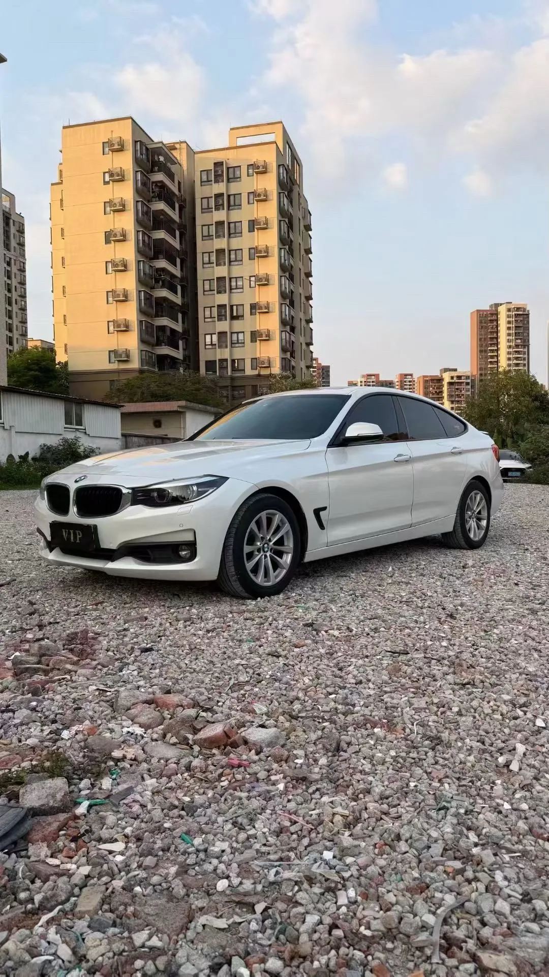 BMW 3 Series GT 2017 320i Fashion Edition