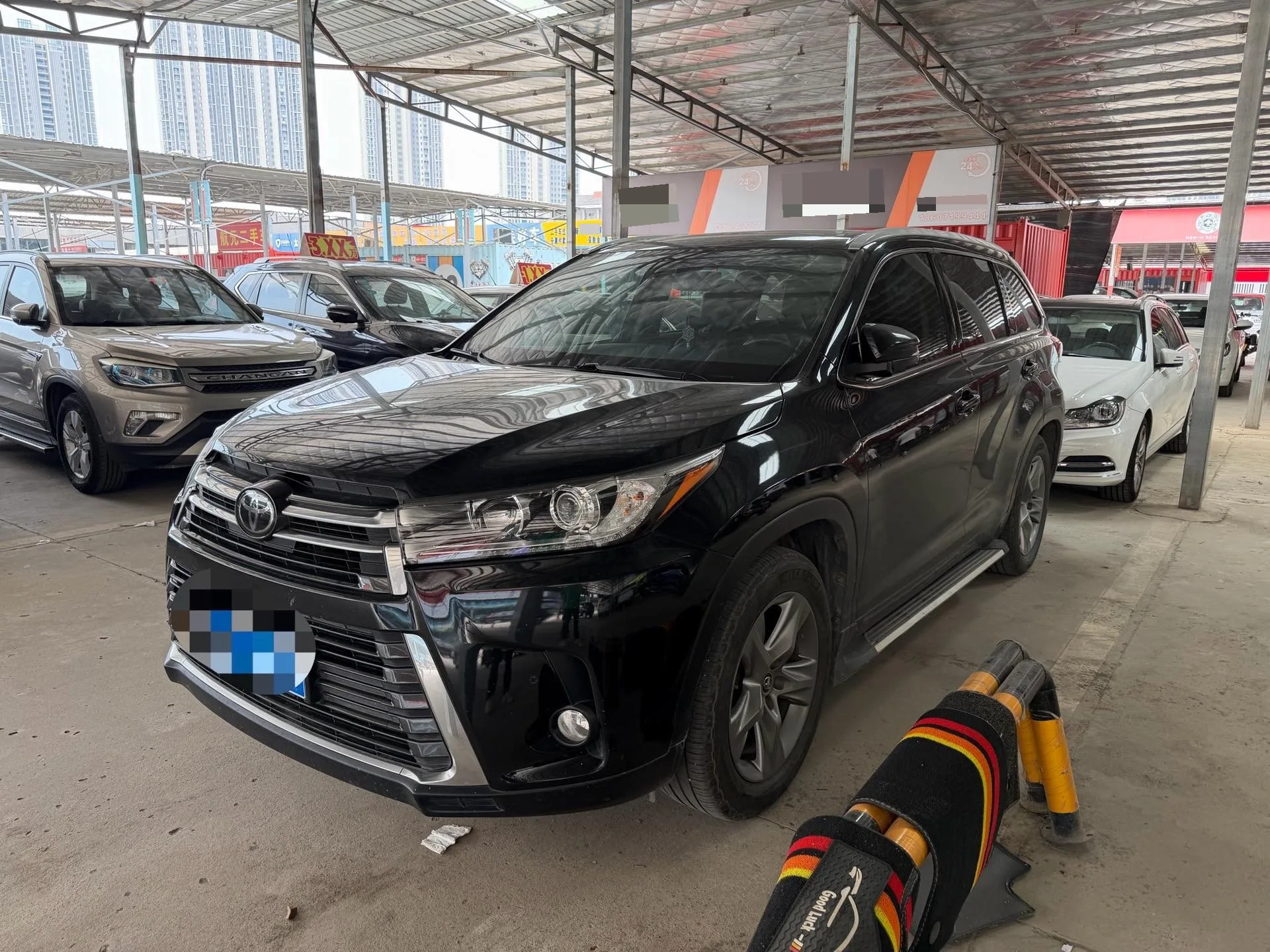 2018 Toyota Highlander 2.0T AWD Premium Edition, 7-Seater, China V Emission Standard