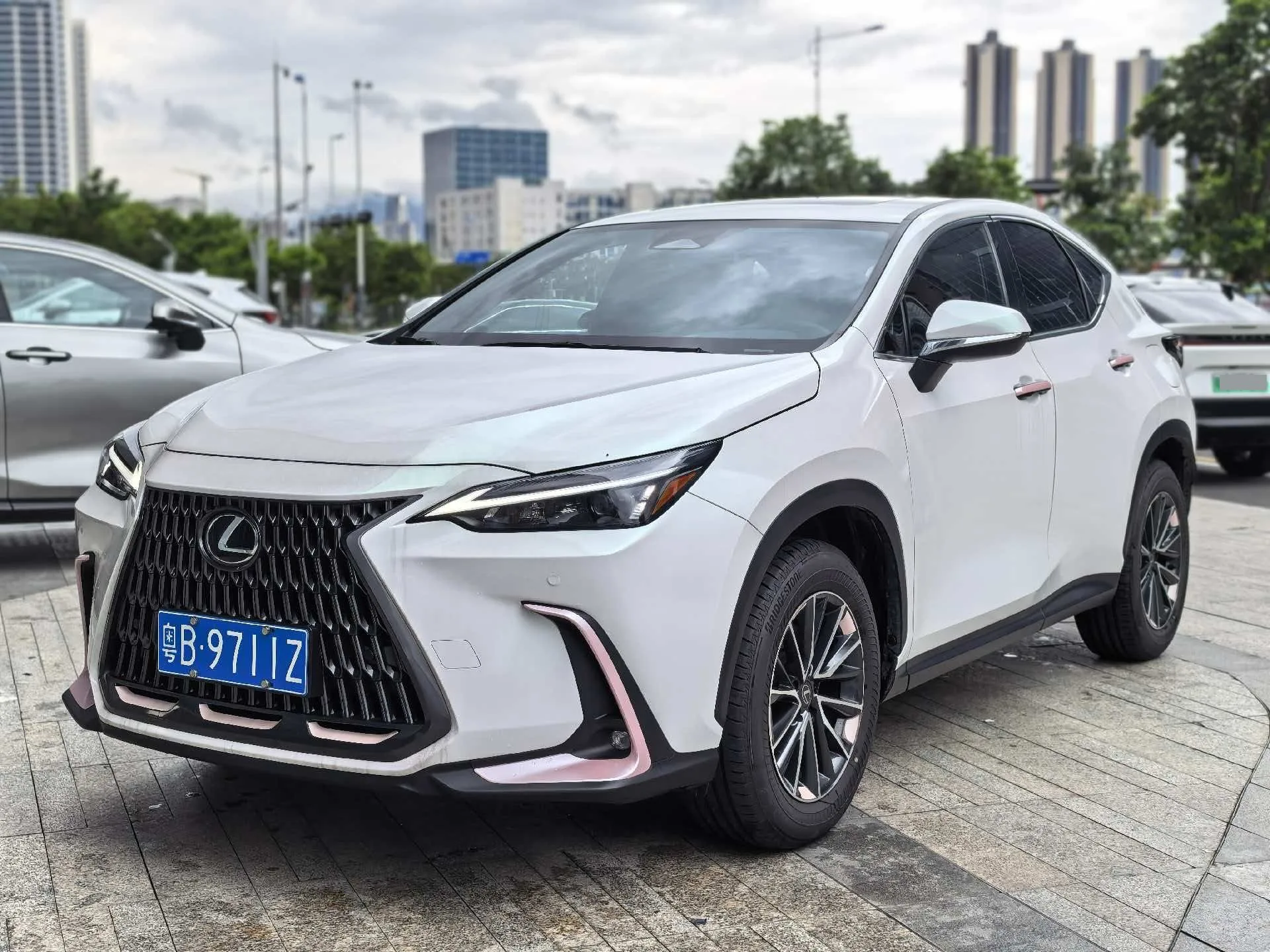 Lexus NX (Imported) 2025 NX200 2.0 CVT FUN Automatic