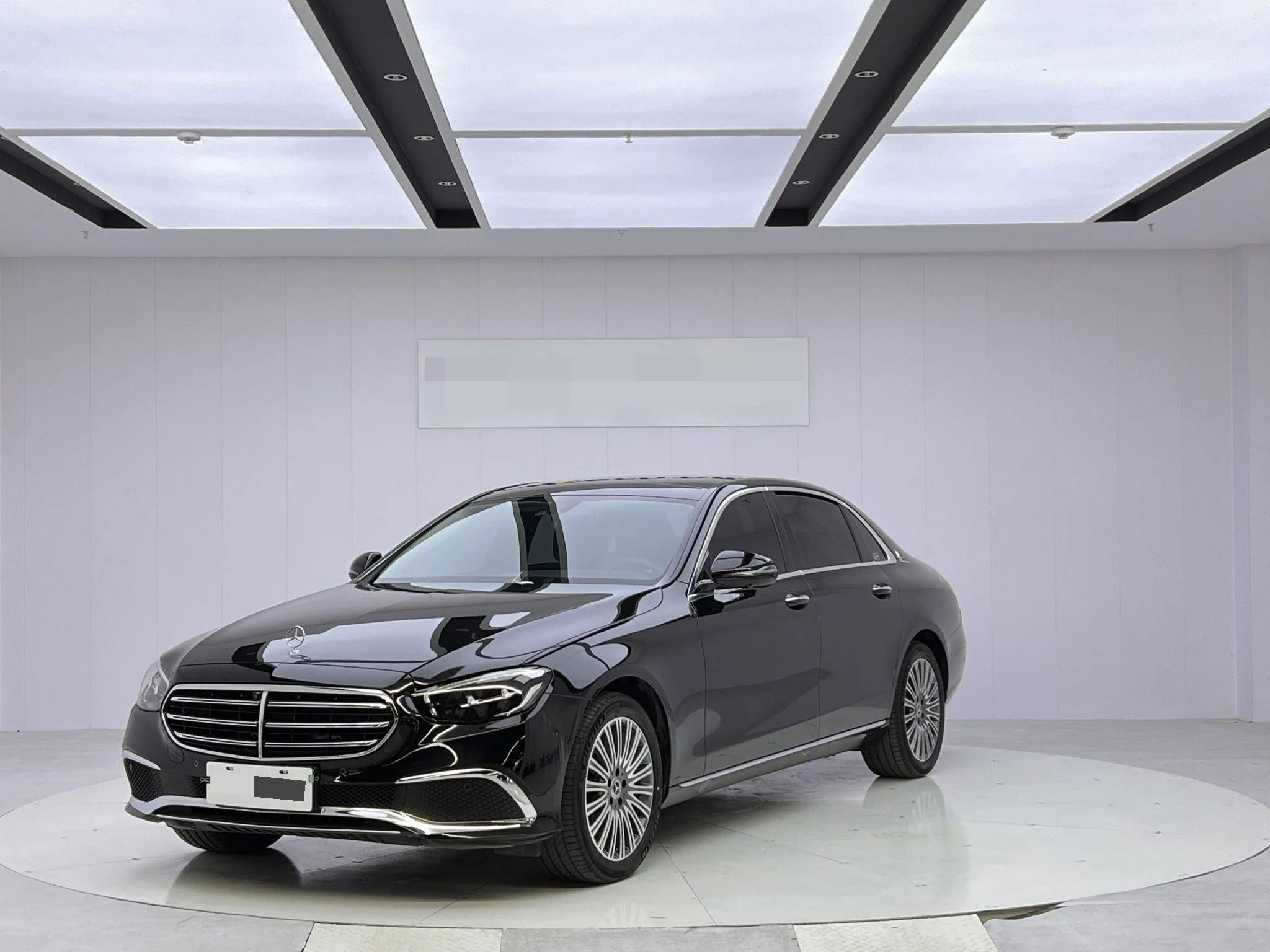 Mercedes-Benz E-Class 2023 E 300 L Luxury