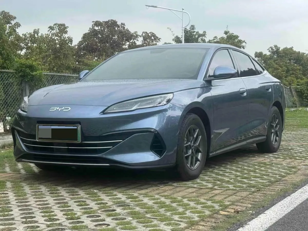 BYD 2024 Seal DM-i 1.5 CVT Glory Edition 121km/h Luxury Automatic