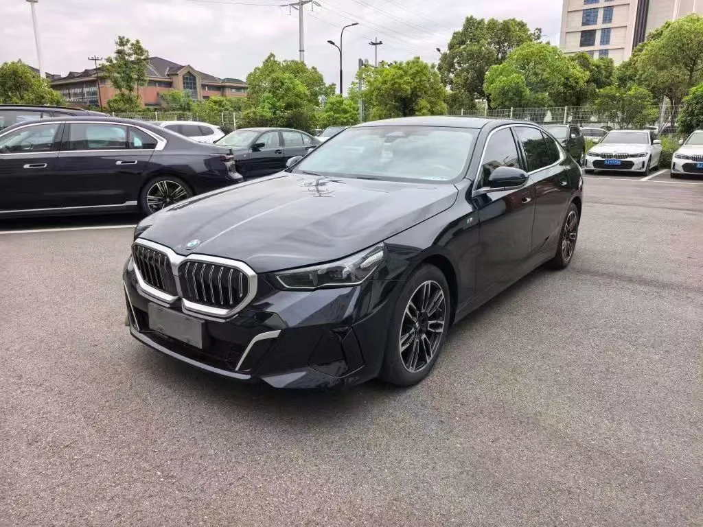 2024 BMW 5 Series 530Li 48V 2.0T Leading M Sport Package Automatic