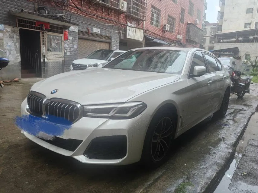 BMW 5 Series 2022 Facelift II 525Li M Sport Package