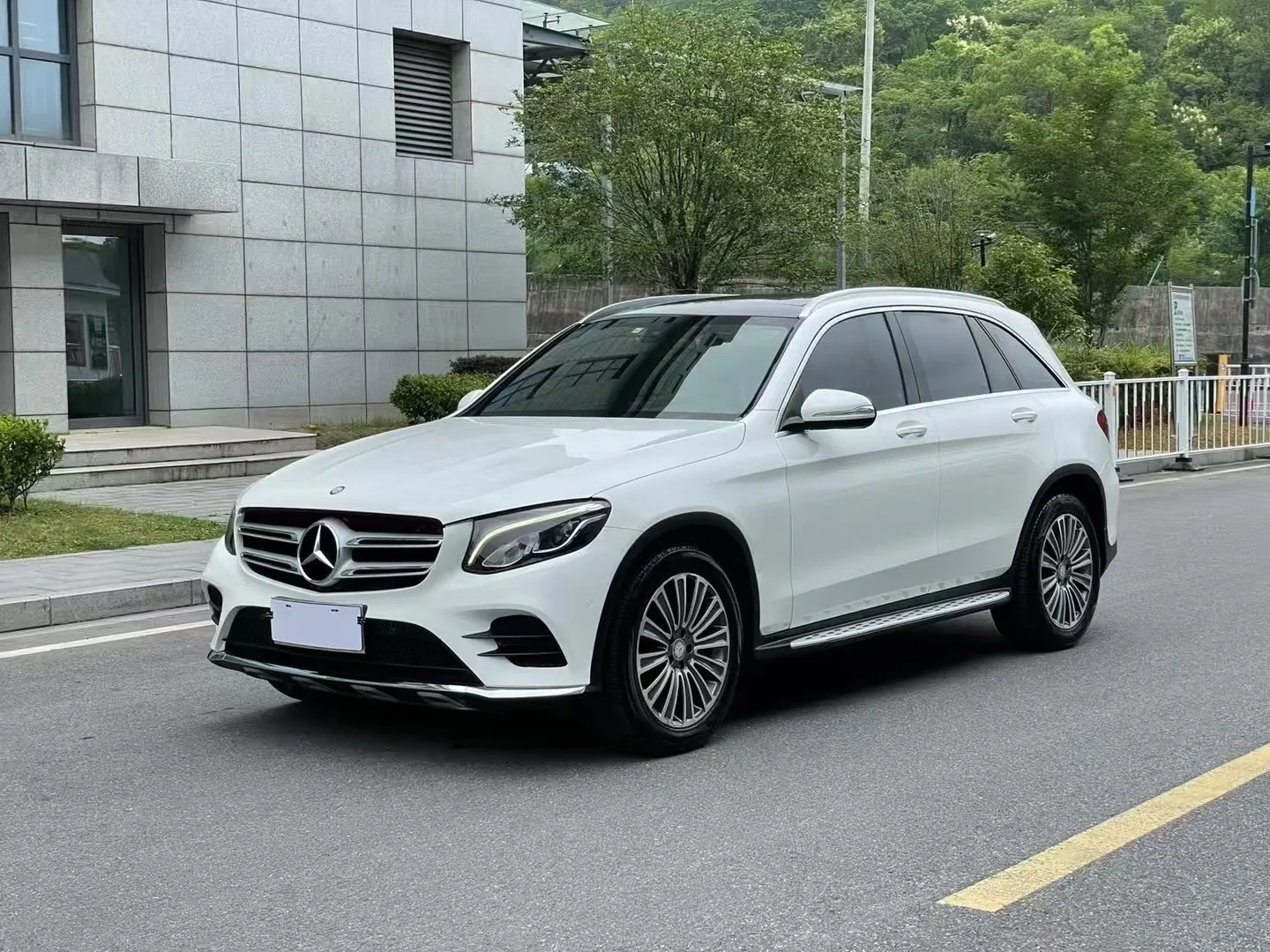 2017 Mercedes-Benz GLC 260 4MATIC Dynamic