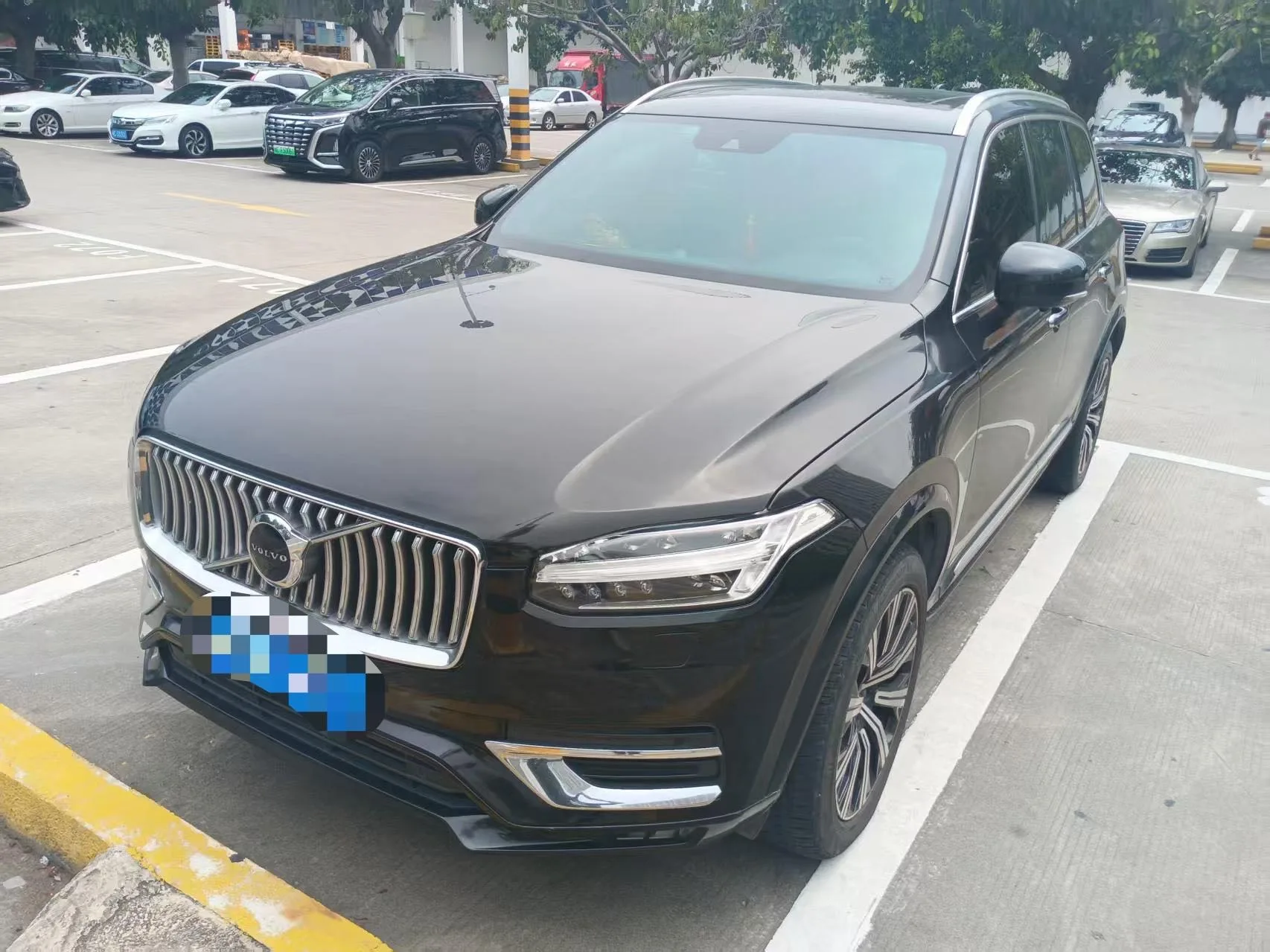2022 Volvo XC90 B6 Smart Luxury Edition 7-Seater