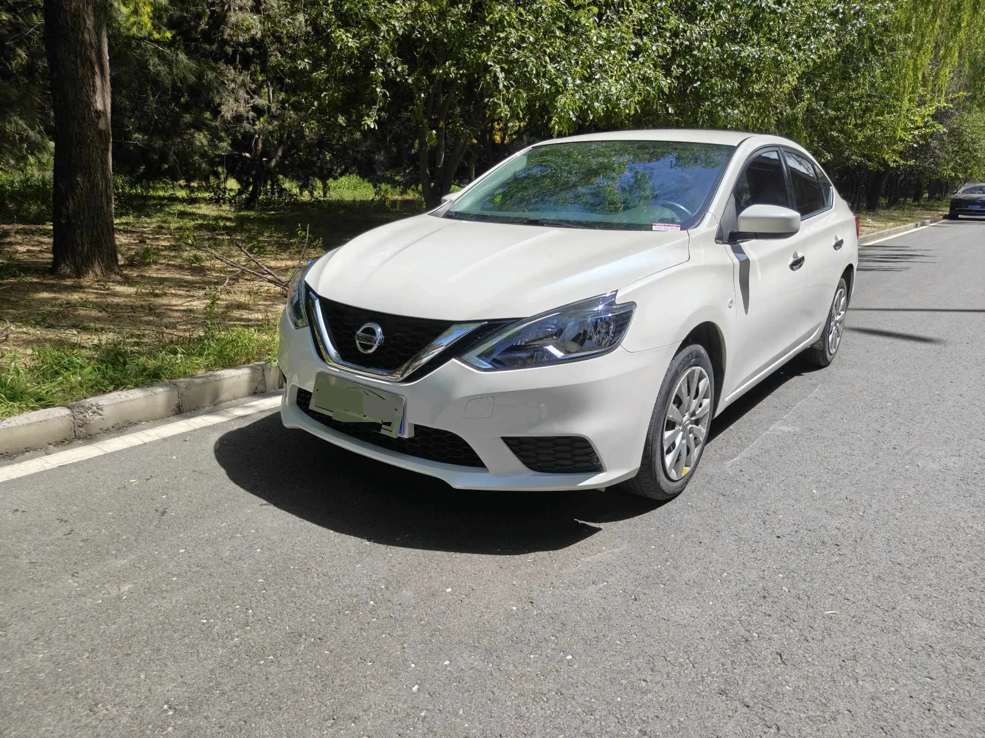 Nissan Sylphy 2022 Classic 1.6XE CVT Comfort Edition