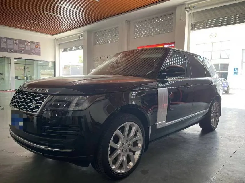 Range Rover 2022 3.0 L6 400PS Legendary Extended Classic Edition