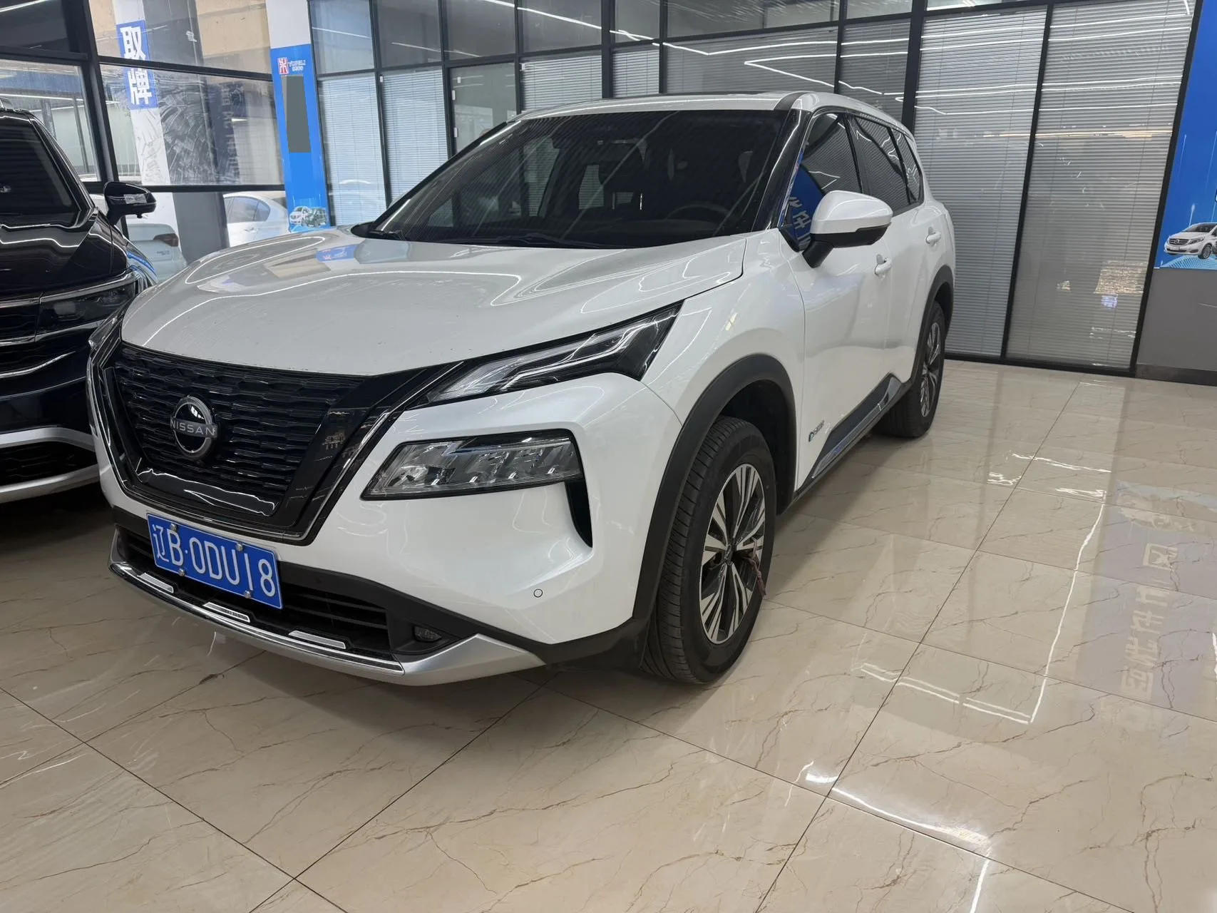 Nissan X-Trail 2023 e-POWER Super Hybrid Dual Motor AWD Luxury Edition