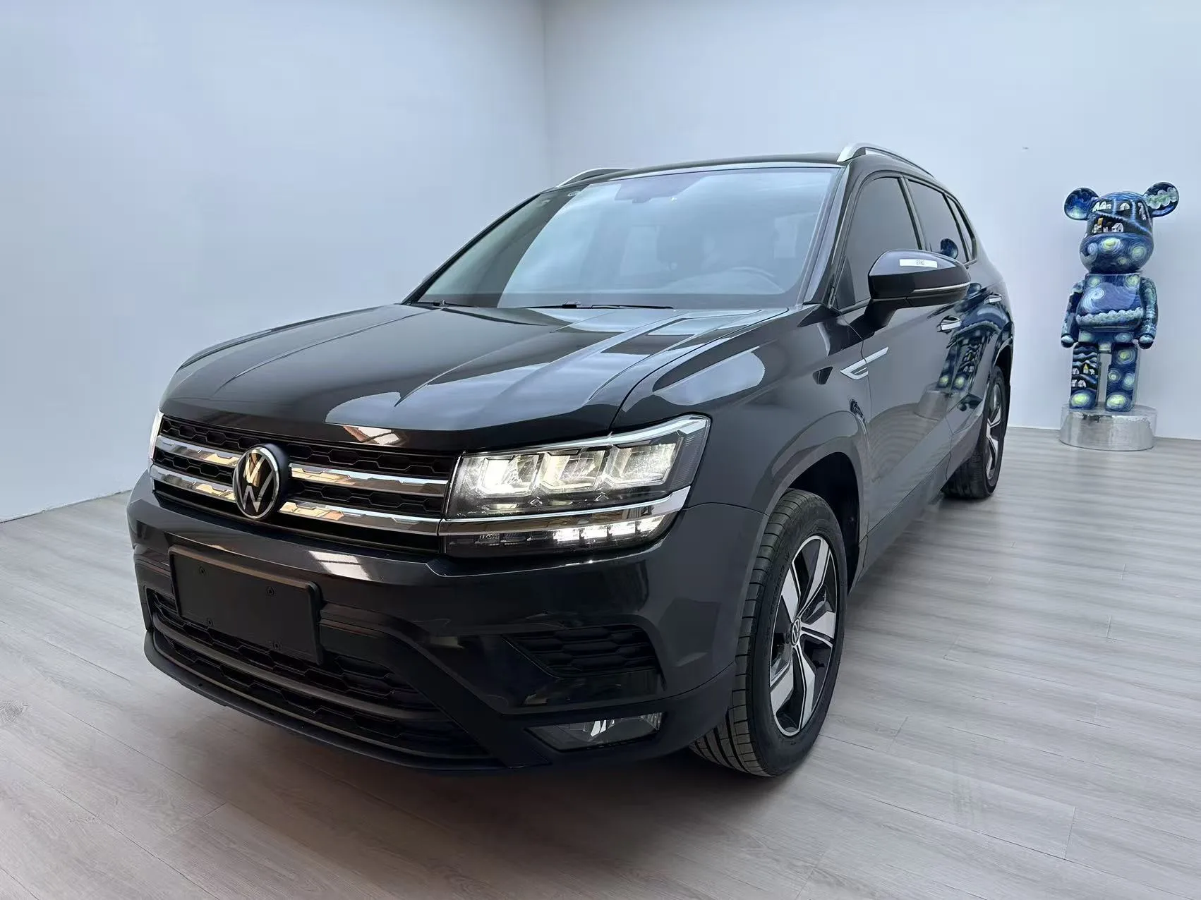 Tharu 2022 280TSI 2WD Luxury Edition