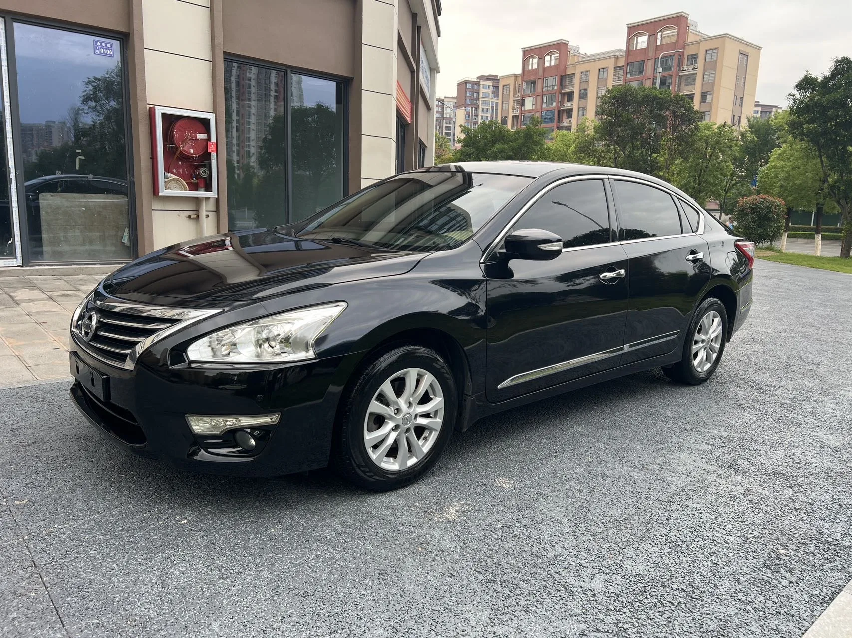 Nissan Teana 2015 2.0L XE-Sporty UEFA Champions League Edition
