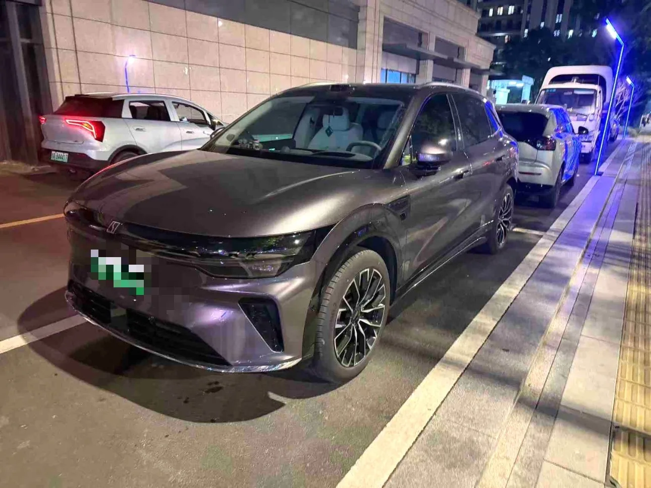 Zeekr 2026 Model Year Zeekr 7X 75kWh Rear-Wheel Drive MAX Edition Automatic Transmission