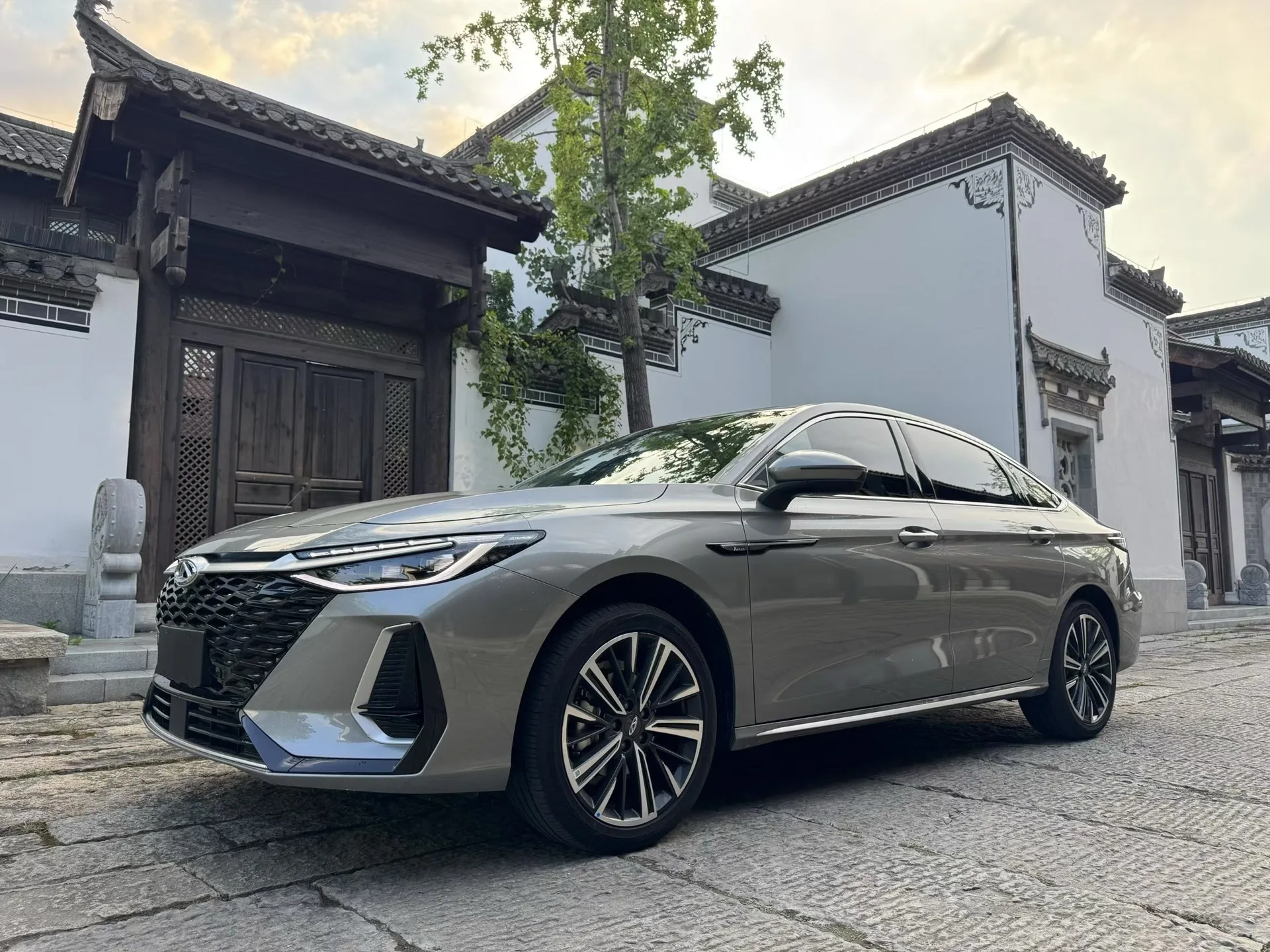 Chery 2025 Arrizo 8 1.6T Rui Automatic