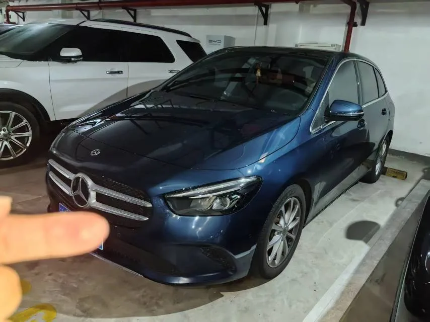 Mercedes-Benz B-Class 2021 B 200 Fashion Edition