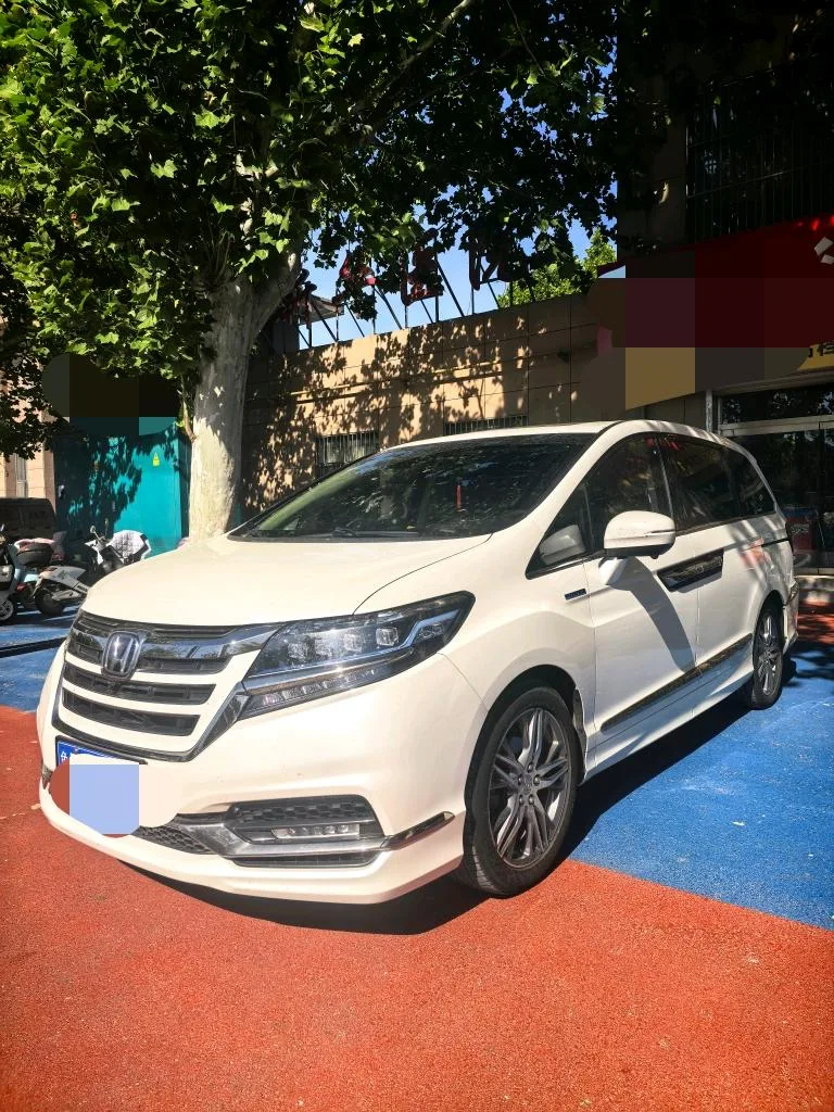 Elysion 2019 2.0L Hybrid Luxury Edition