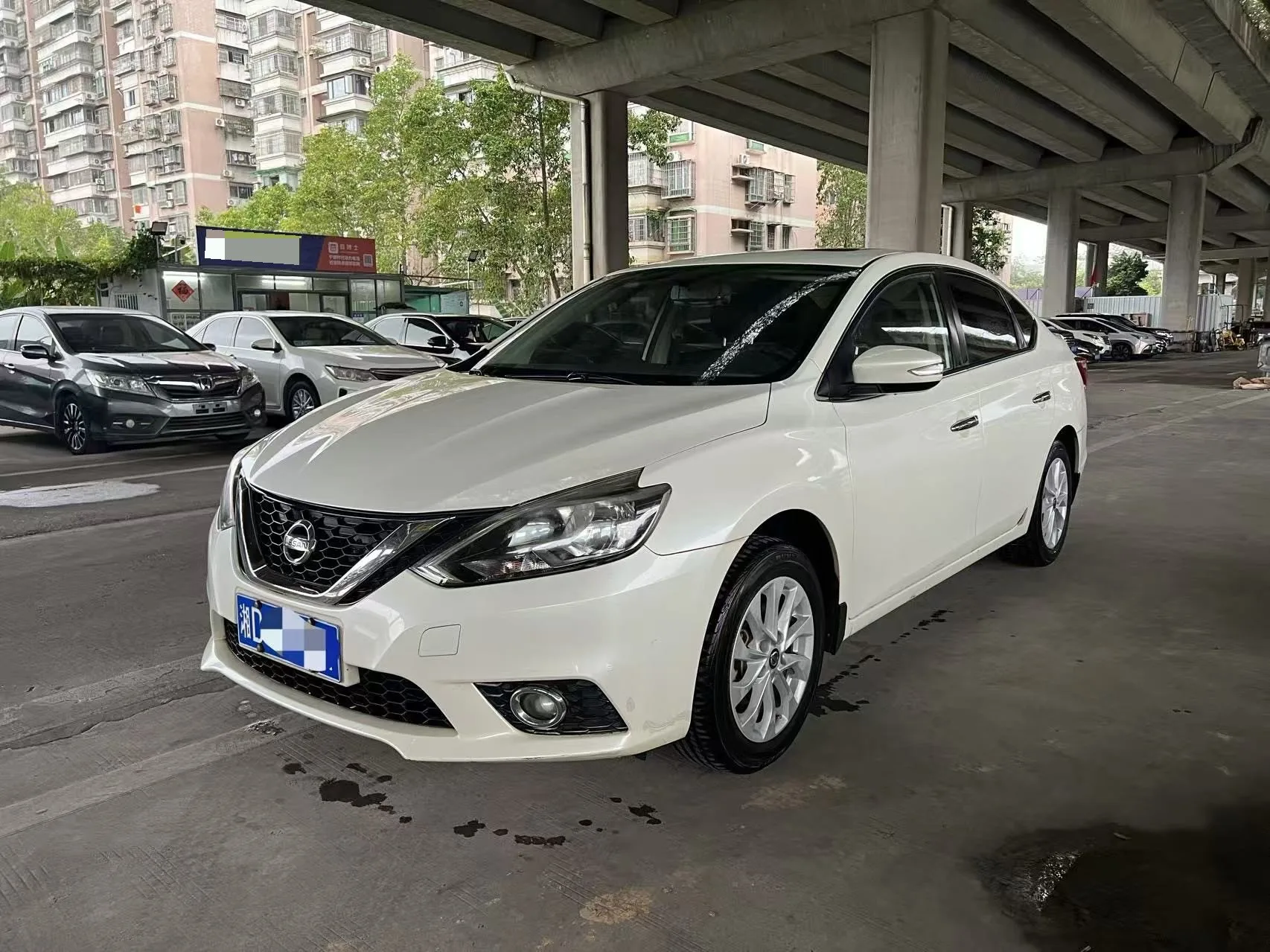 Nissan Sylphy 2016 1.6XL CVT Luxury Edition