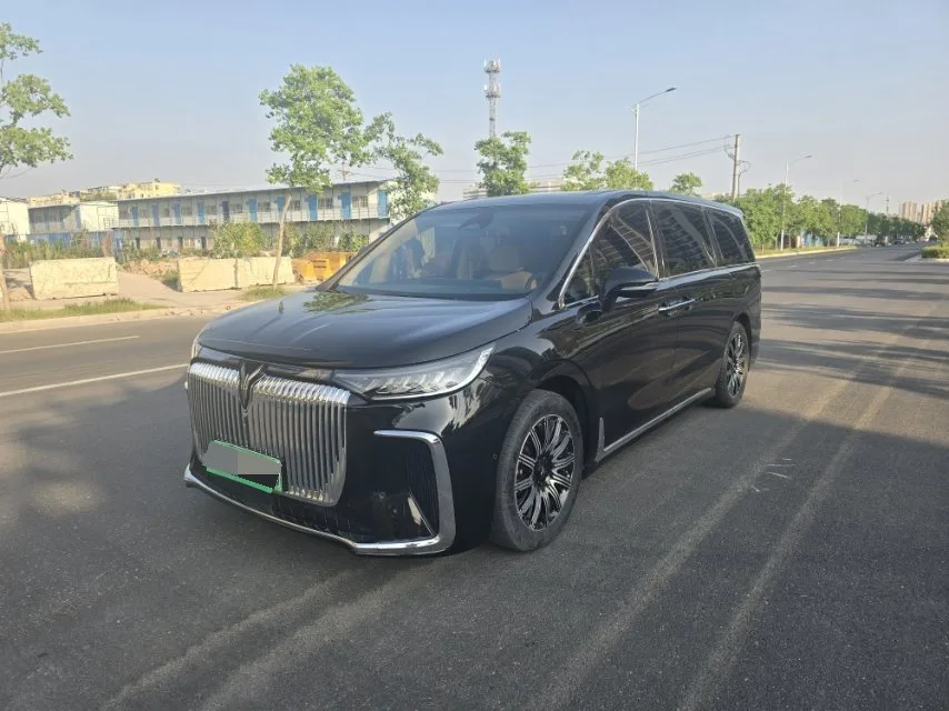 Voyah 2025 Dreamer 4WD Premium Kunpeng Edition Automatic
