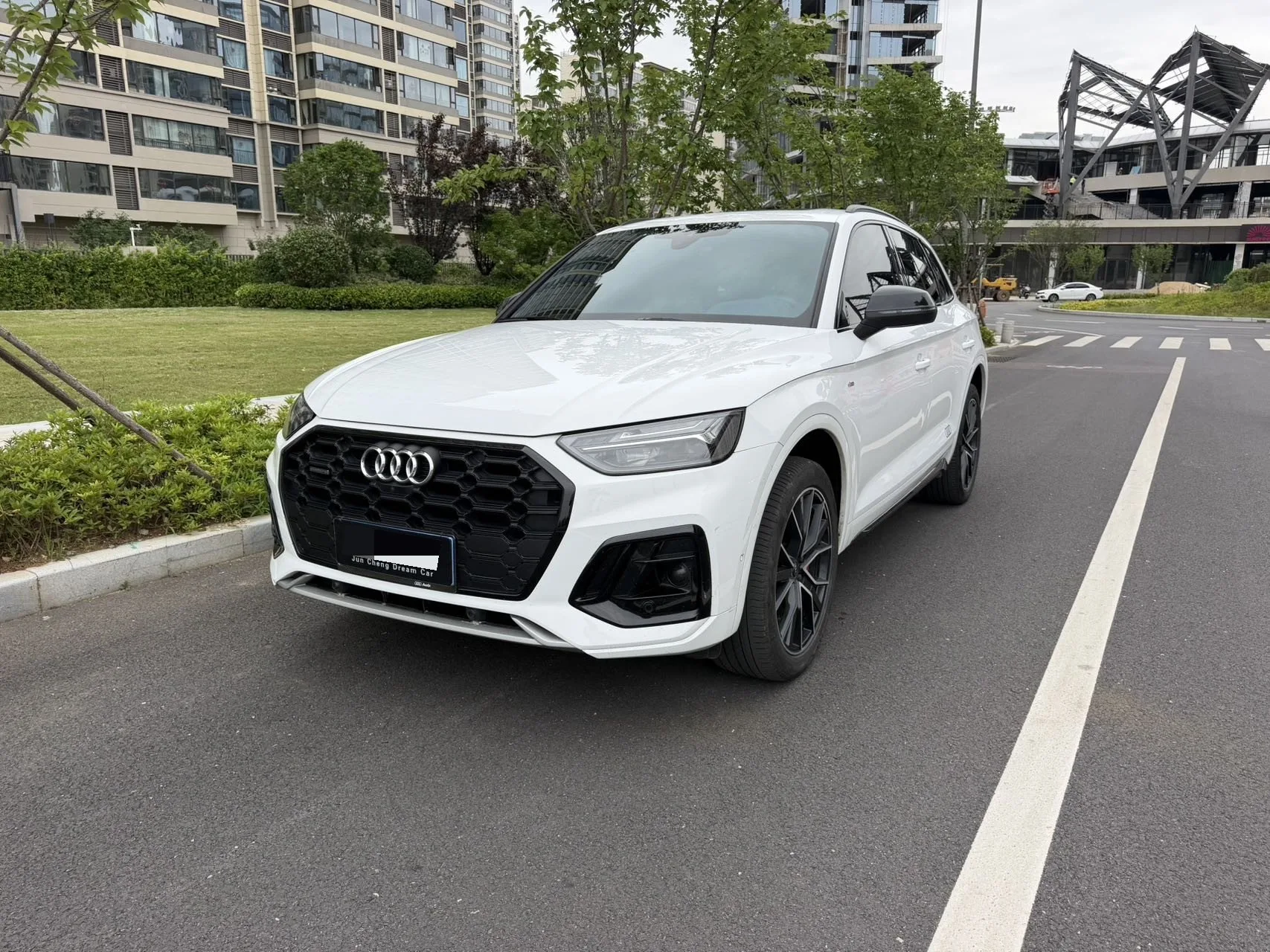 Audi 2024 Q5L 2.0TFSI 45TFSI Luxury Dynamic Automatic