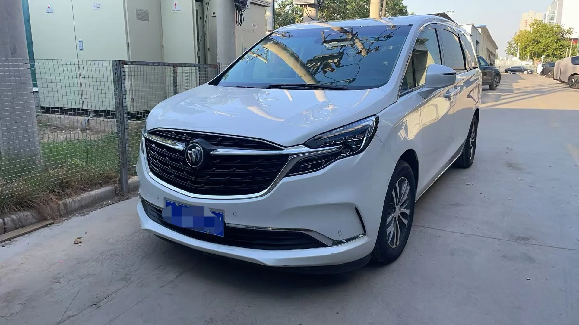 Buick GL8 2022 ES Avantgarde 653T Premium Edition