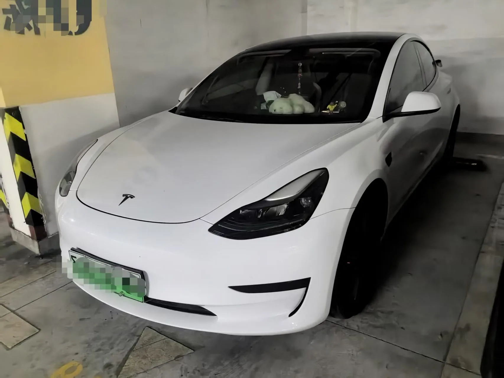 Model 3 2022 Rear-Wheel Drive