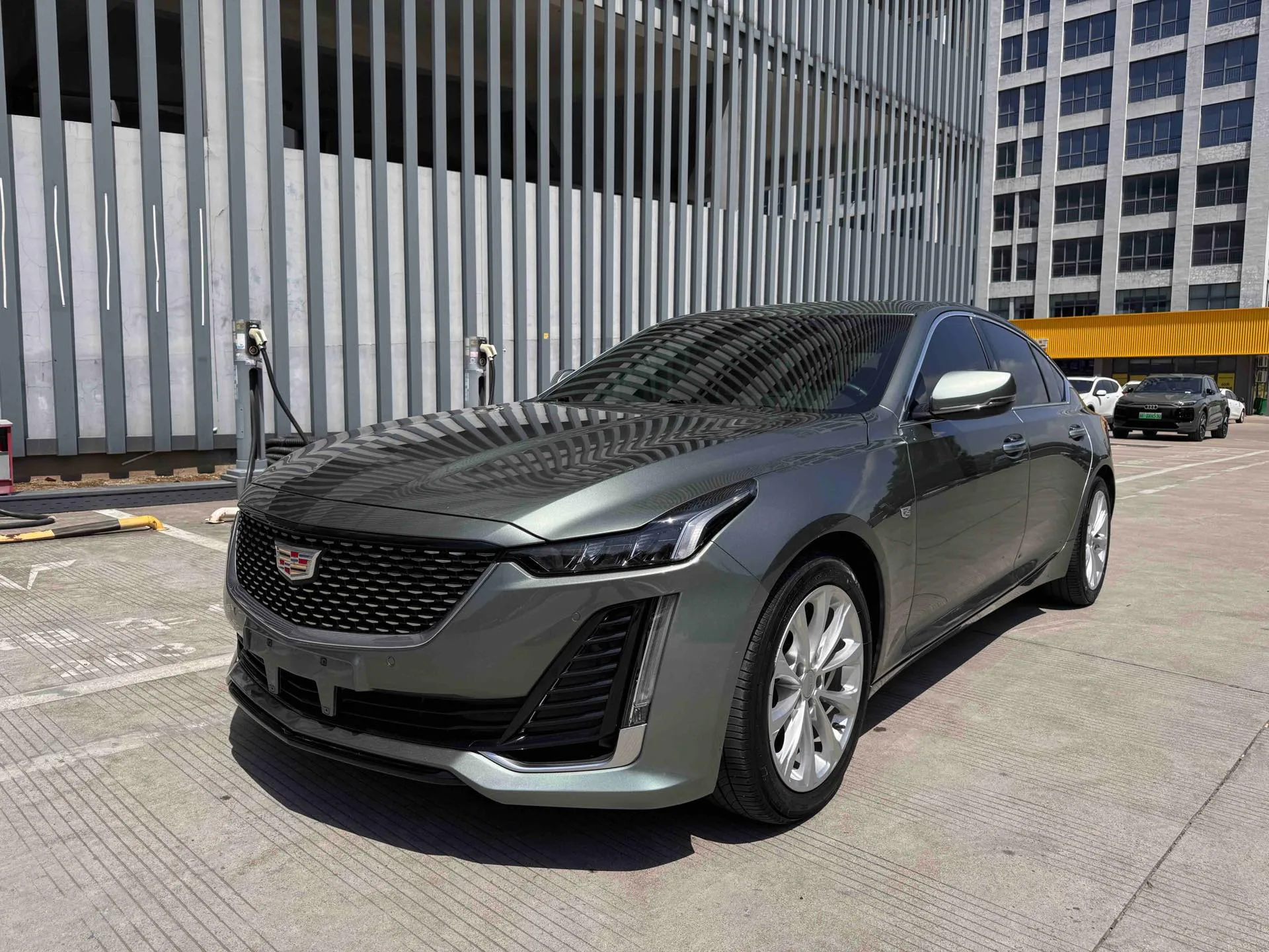 2022 Cadillac CT5 28T Luxury