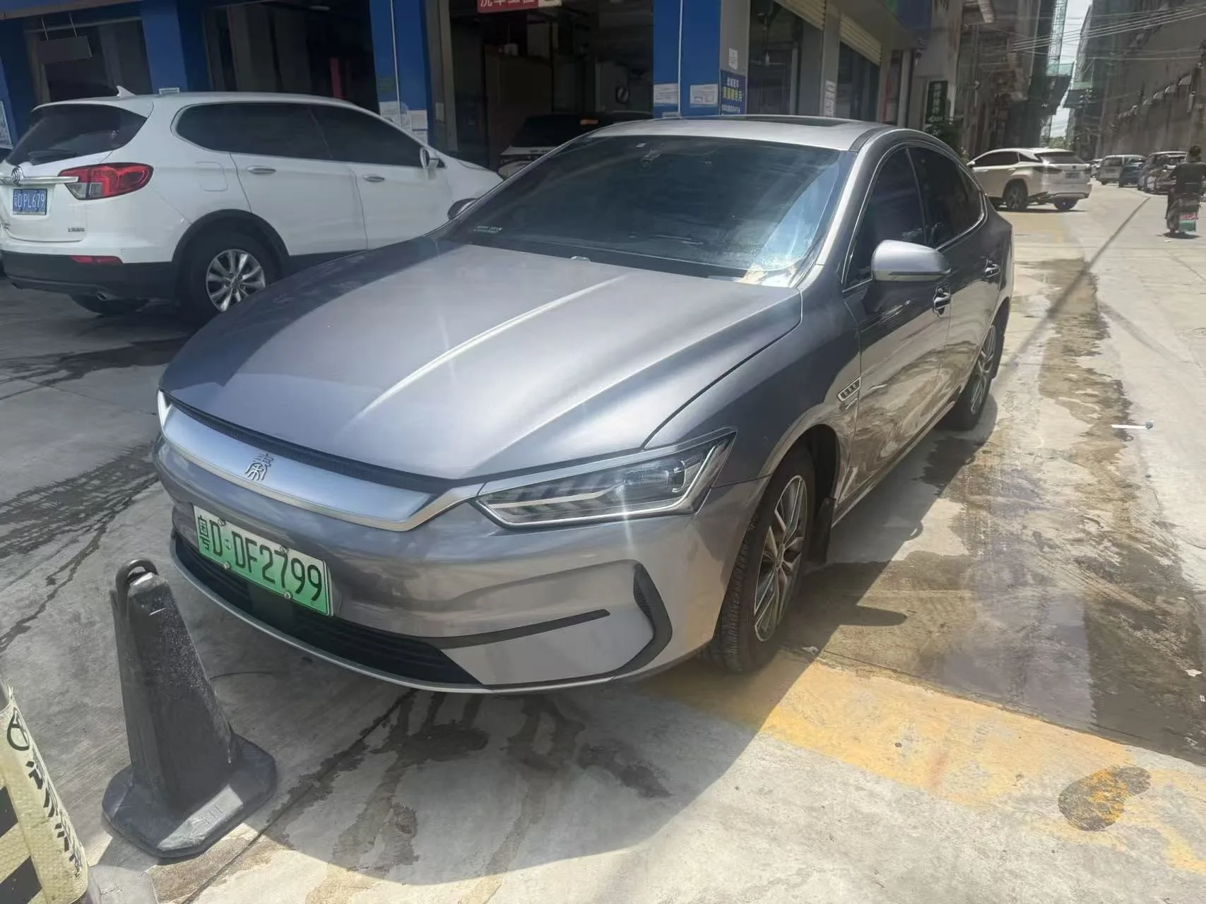 Qin PLUS 2021 EV 500KM Luxury Edition
