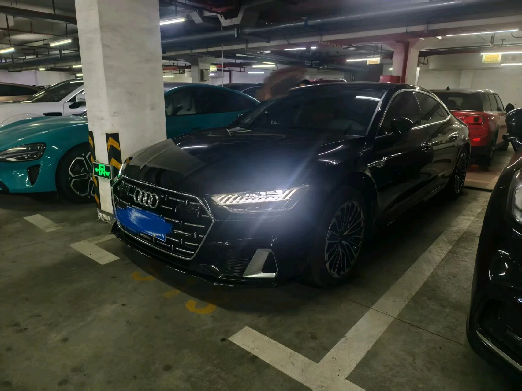 Audi 2024 A7L 2.0TFSI 45TFSI Luxury Automatic