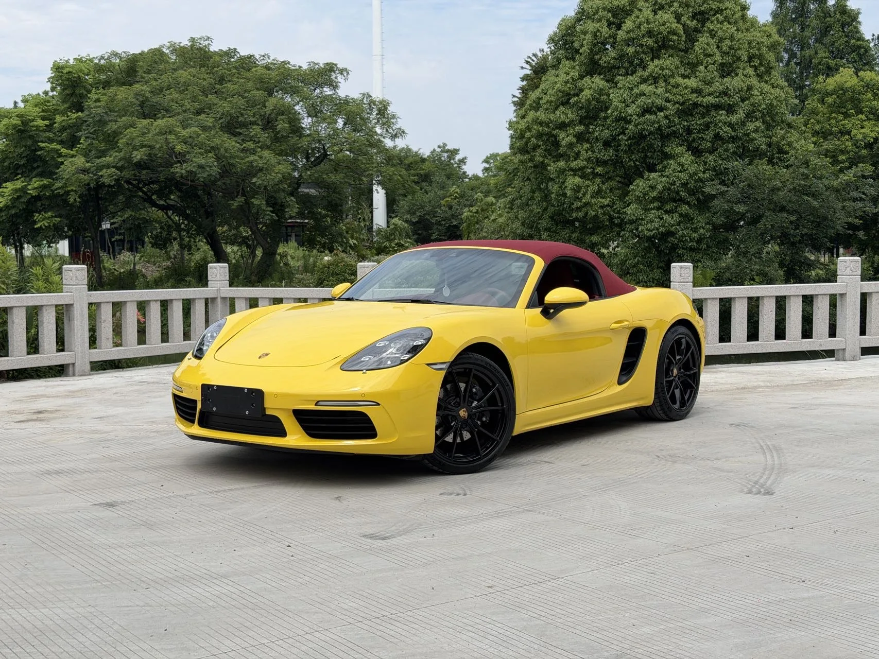 2020 Porsche 718 Boxster 2.0T