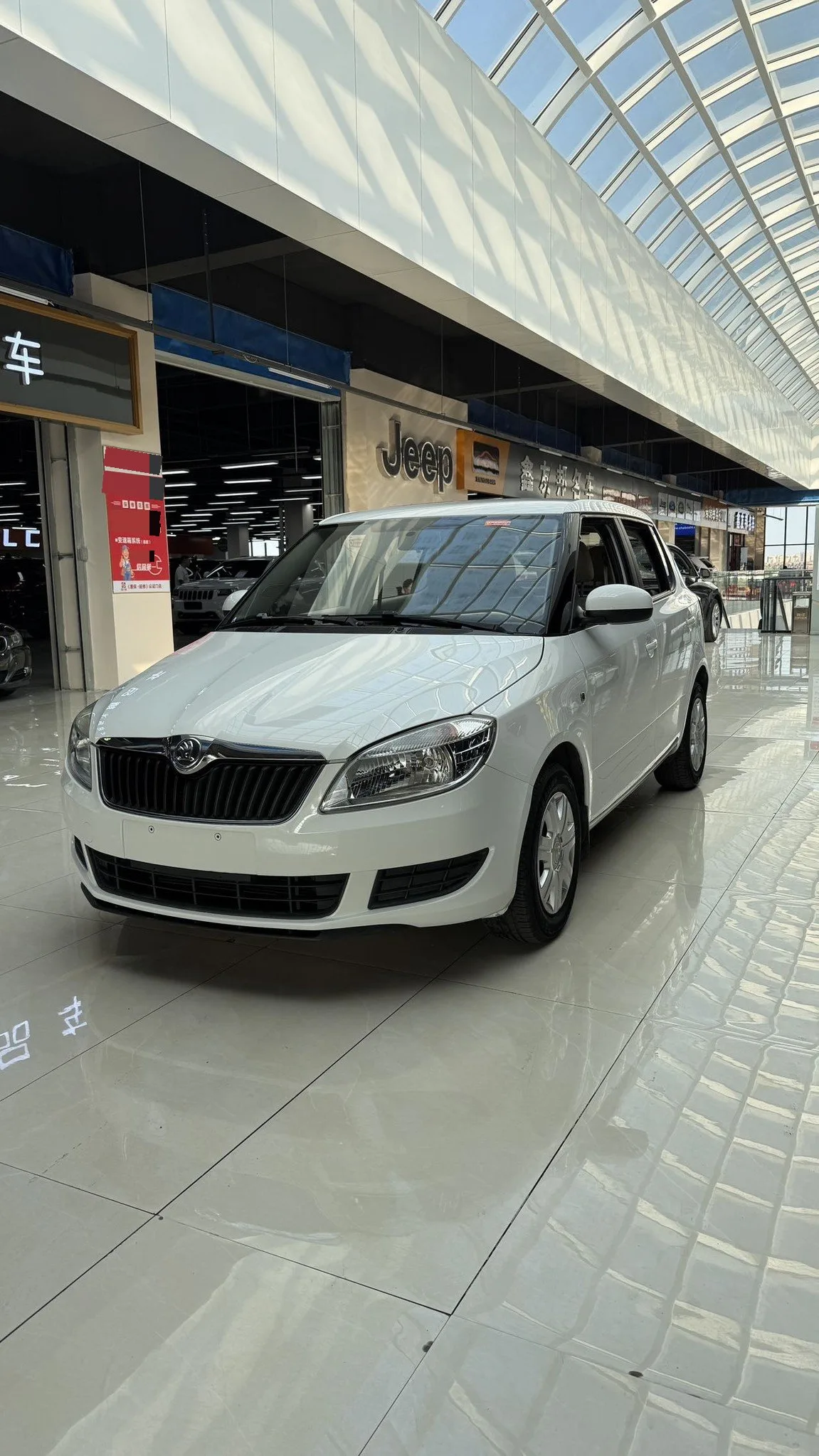 Fabia 2014 1.4L Automatic Crystal Edition