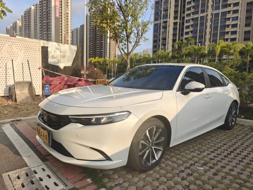 Honda 2023 Stylish 1.5T CVT 240TURBO Luxury Edition Automatic