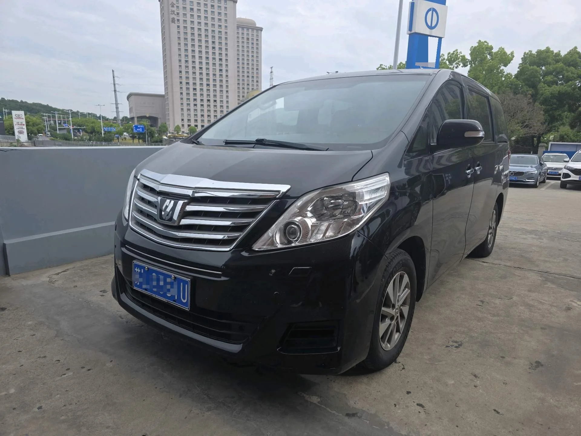 2012 Alphard 3.5L Premium Edition