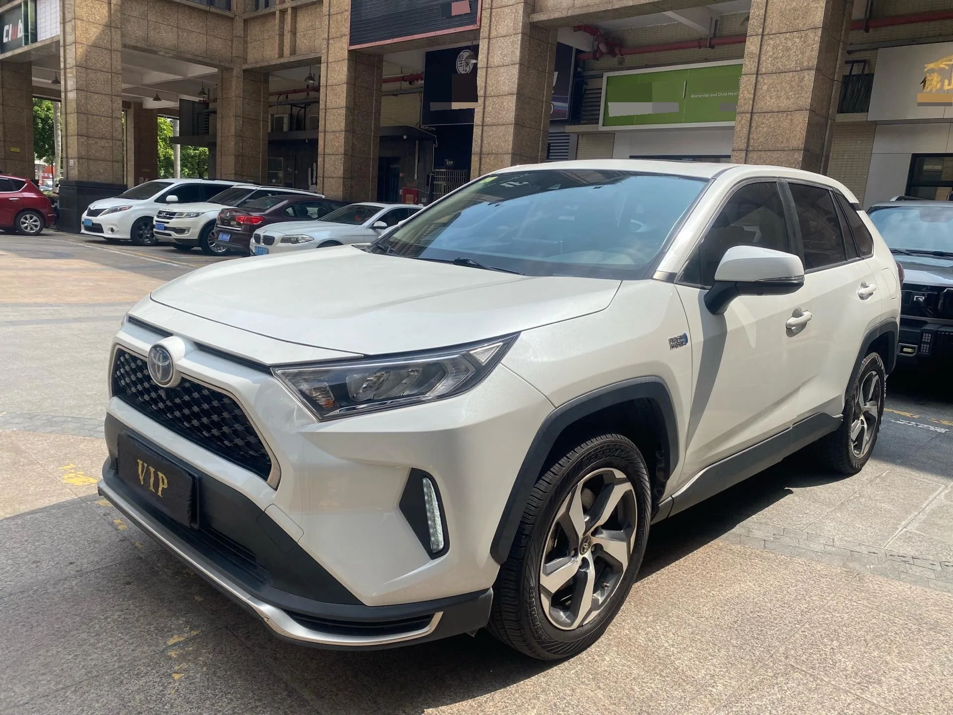 2021 RAV4 Hybrid E+ 2.5L Front-Wheel Drive Urban Pro