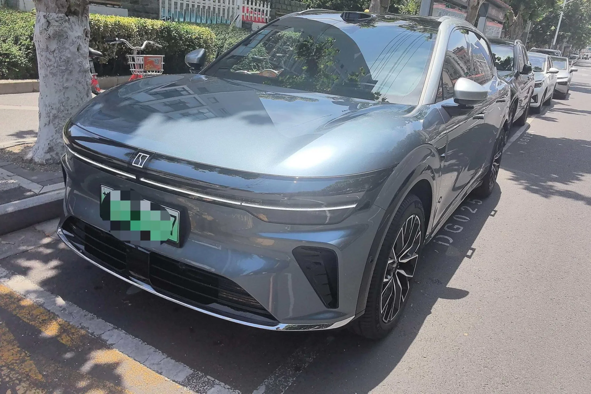 Jike 2026 Model Jike 7X 75kWh Rear-Wheel Drive MAX Edition Automatic