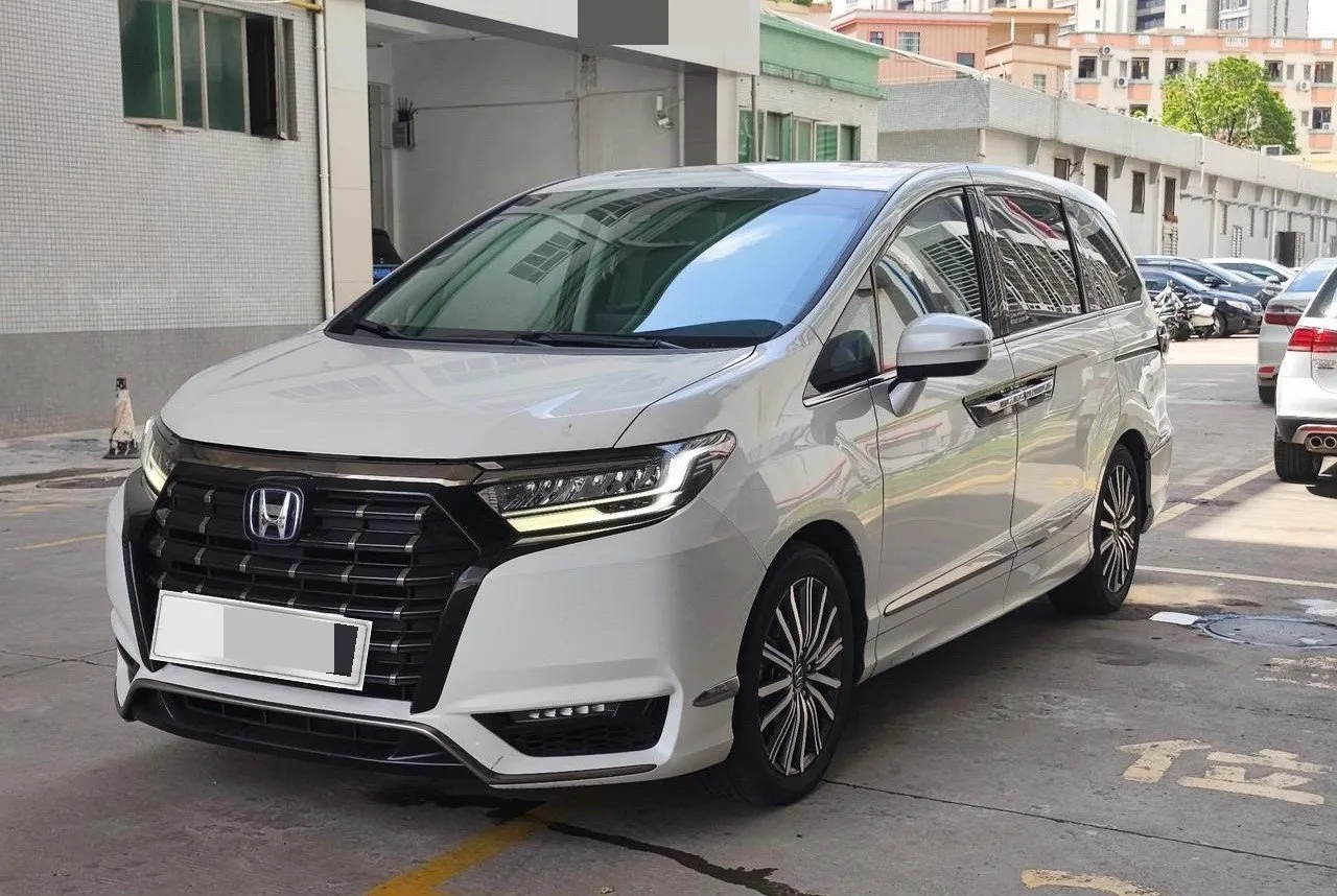 Elysion 2022 2.0L e:HEV Luxury First Edition