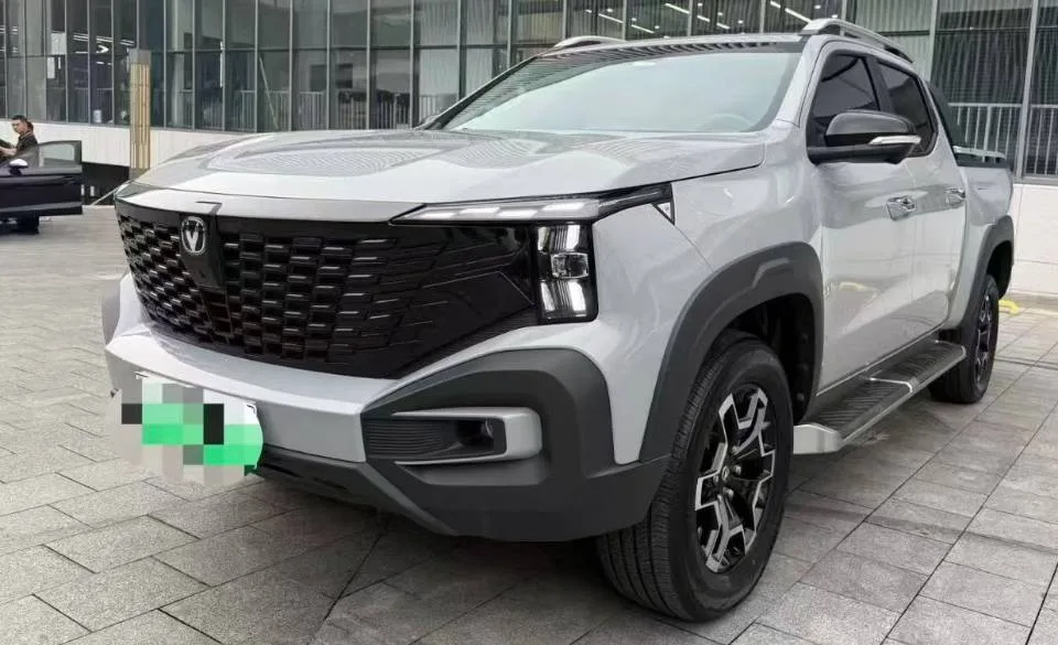 Changan Hunter 2024 Knight Edition, Navigation Trim, Dual-Motor AWD, Standard Cargo Bed