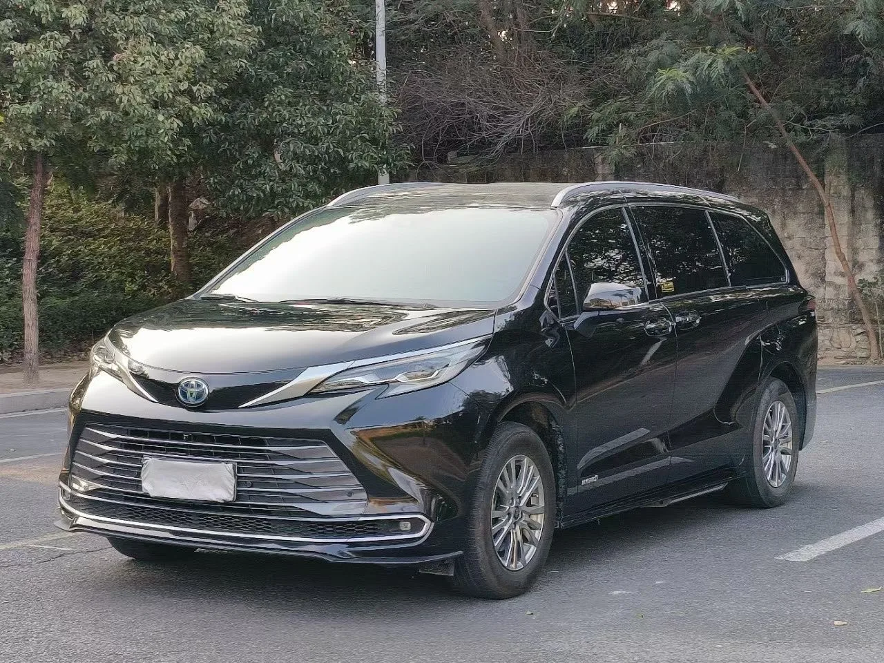 2021 Sienna 2.5L Hybrid Luxury Edition