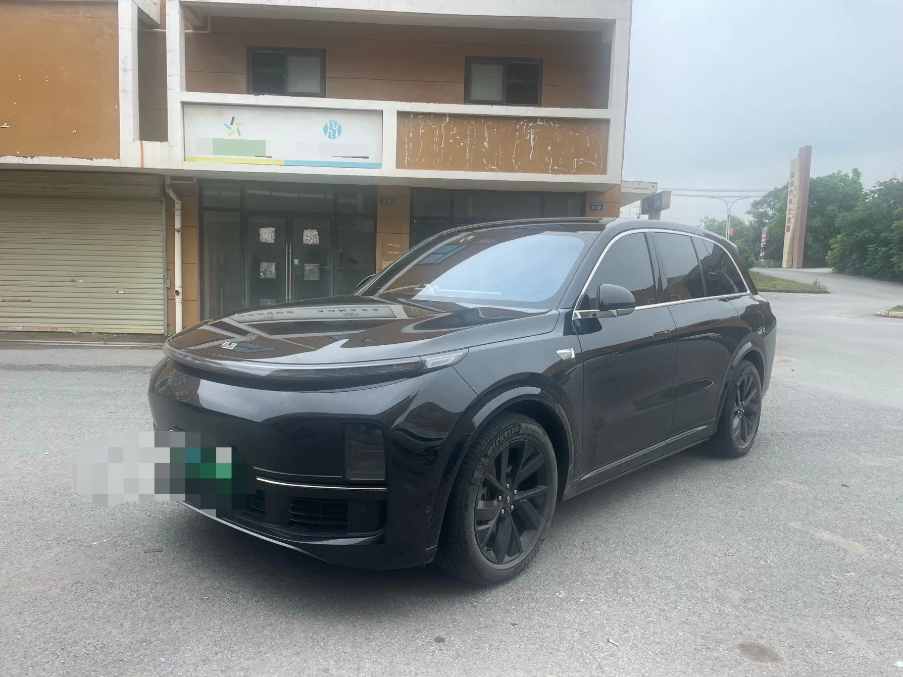 Li Auto L8 2023 Pro