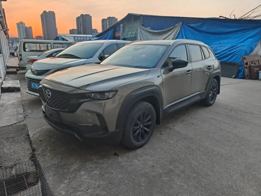 Mazda CX-50 Leading Edition 2023 2.0L