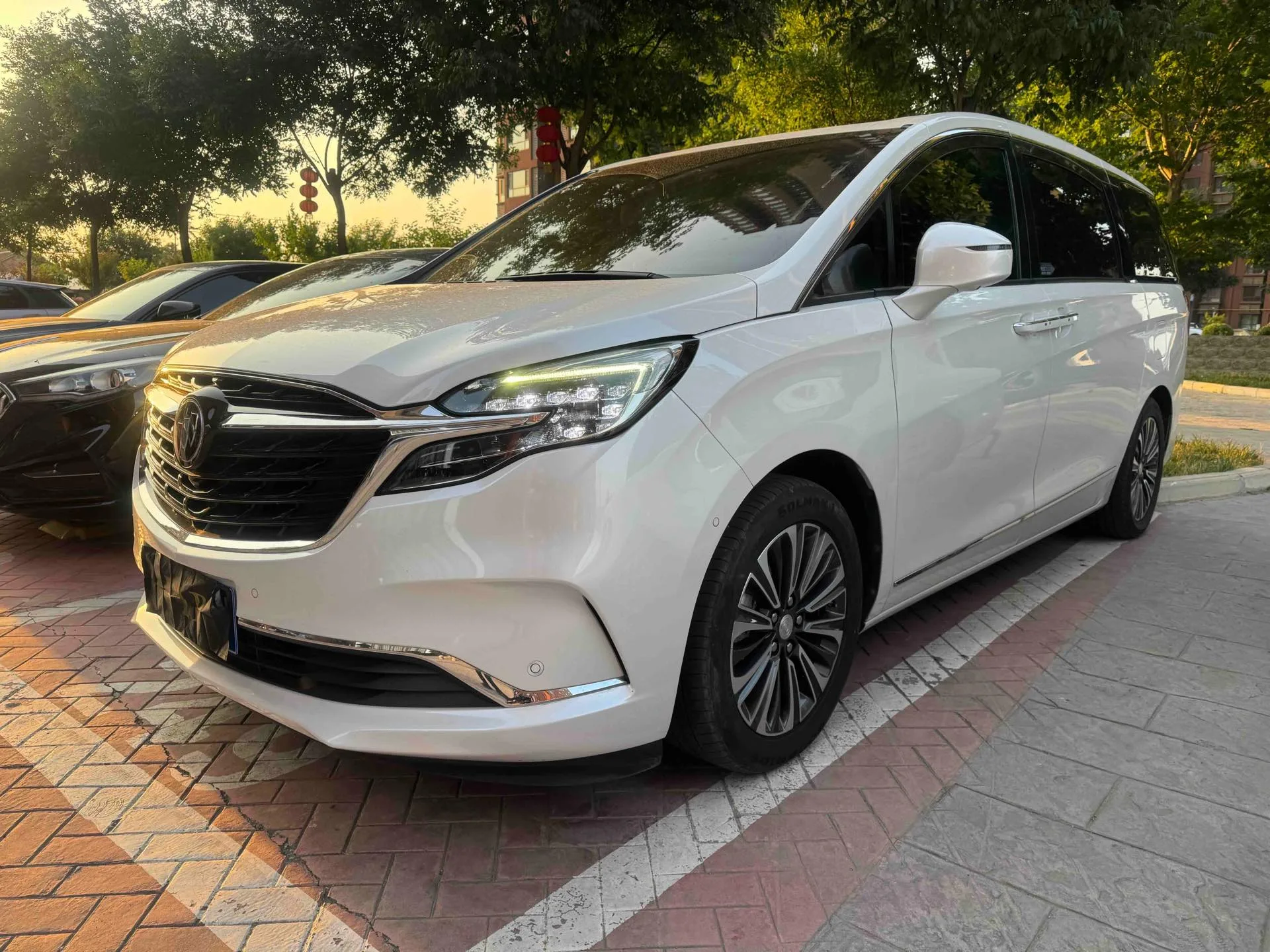 2021 Buick GL8 ES Luzun 653T Smart Flagship