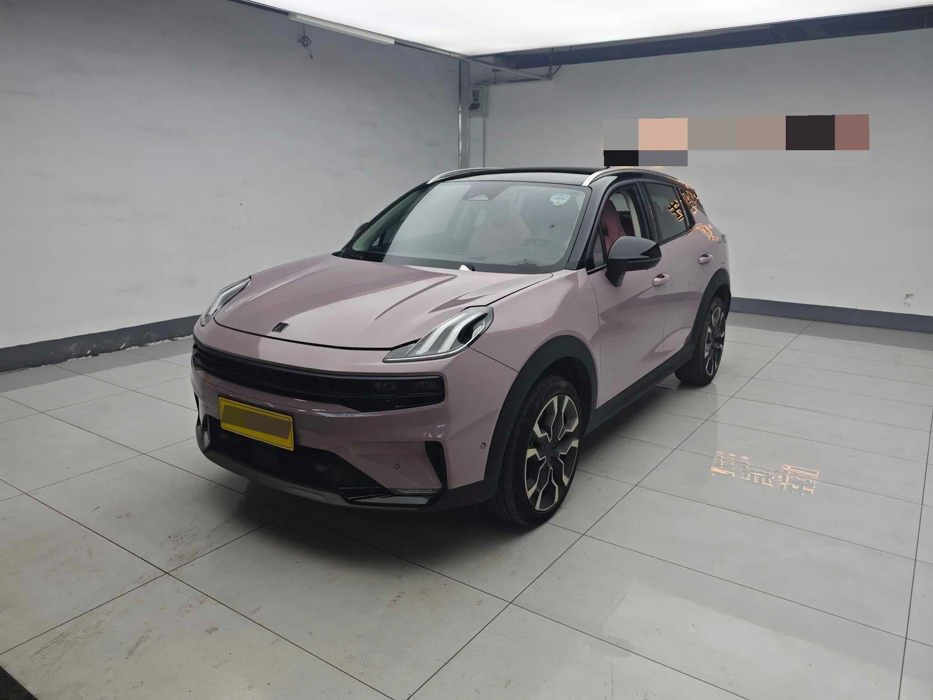 Lynk & Co 06