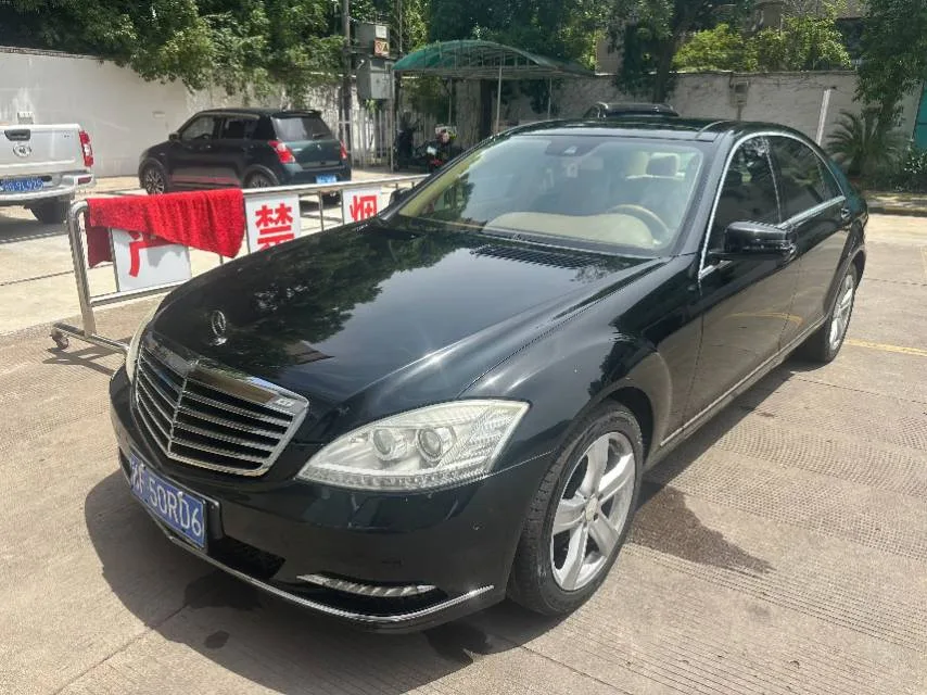Mercedes-Benz S-Class 2010 S 300 L Luxury