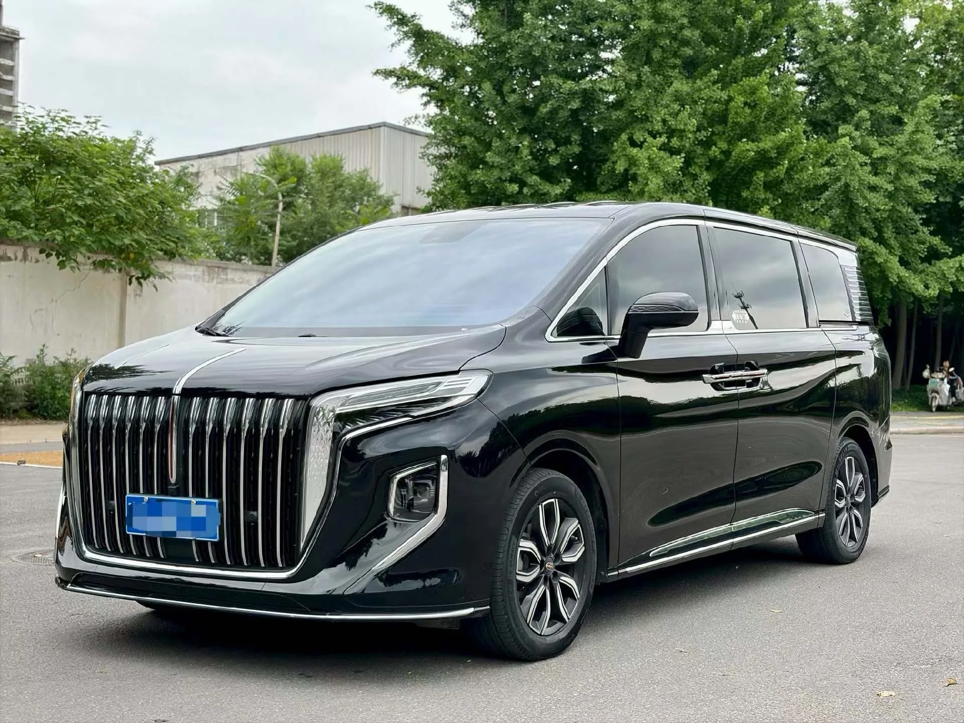 Hongqi HQ9 2023 Model Year 2.0T Smart Connect "Qiyue" Edition
