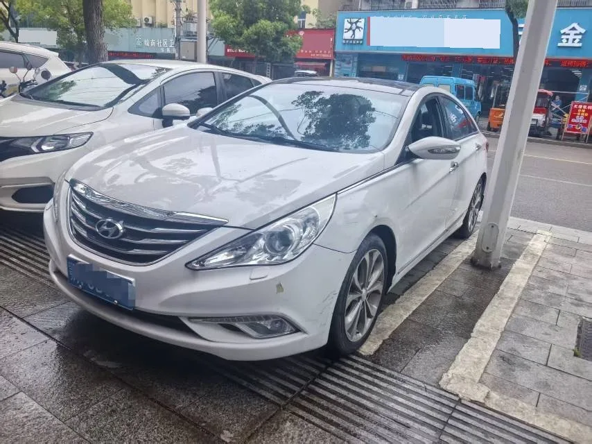 2014 Sonata 2.4L Automatic Luxury Edition (China V)
