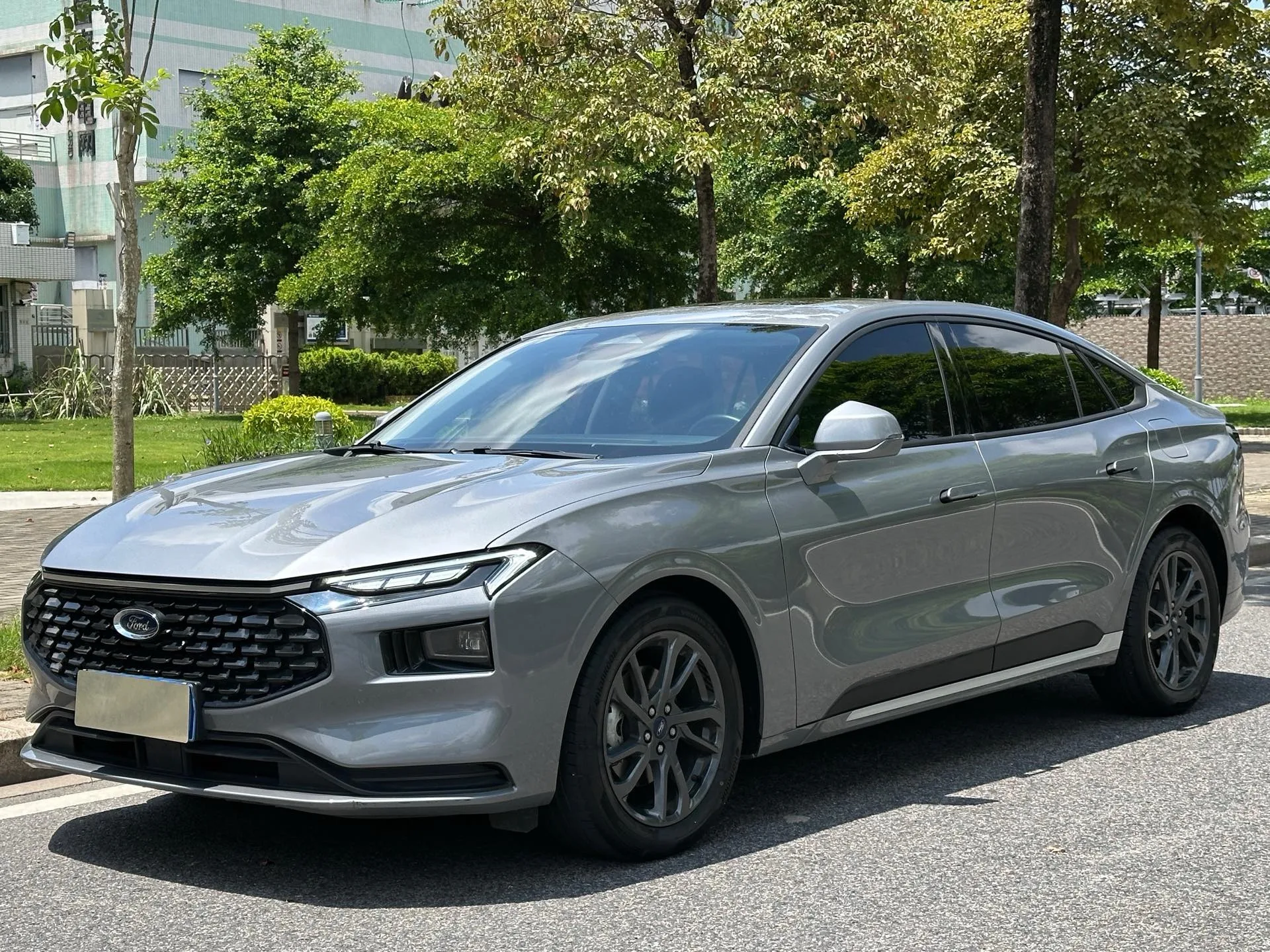 2025 Ford Mondeo 2.0T EcoBoost Luxury Automatic