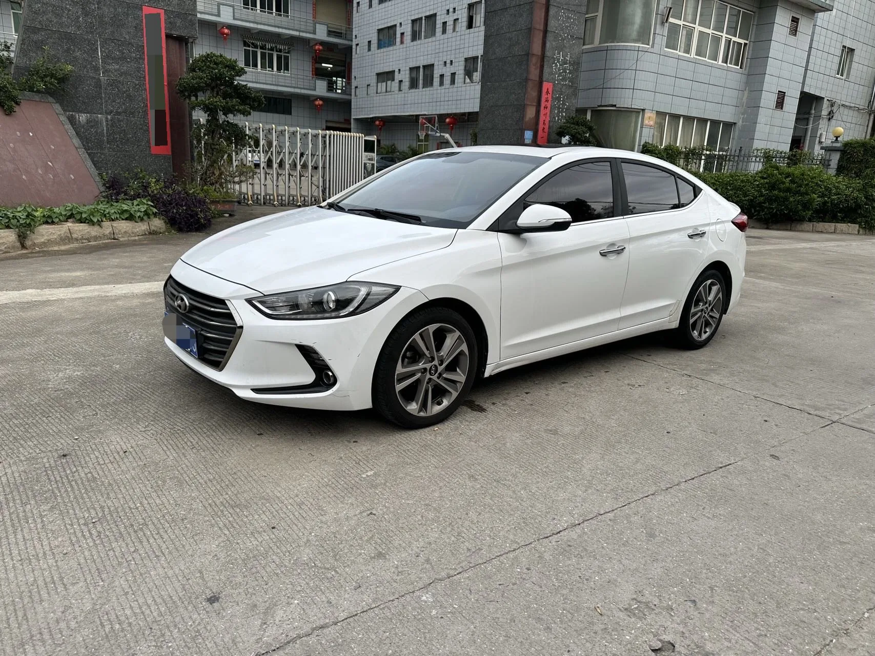 Hyundai Elantra 2016 1.6L Automatic Smart Elite Edition