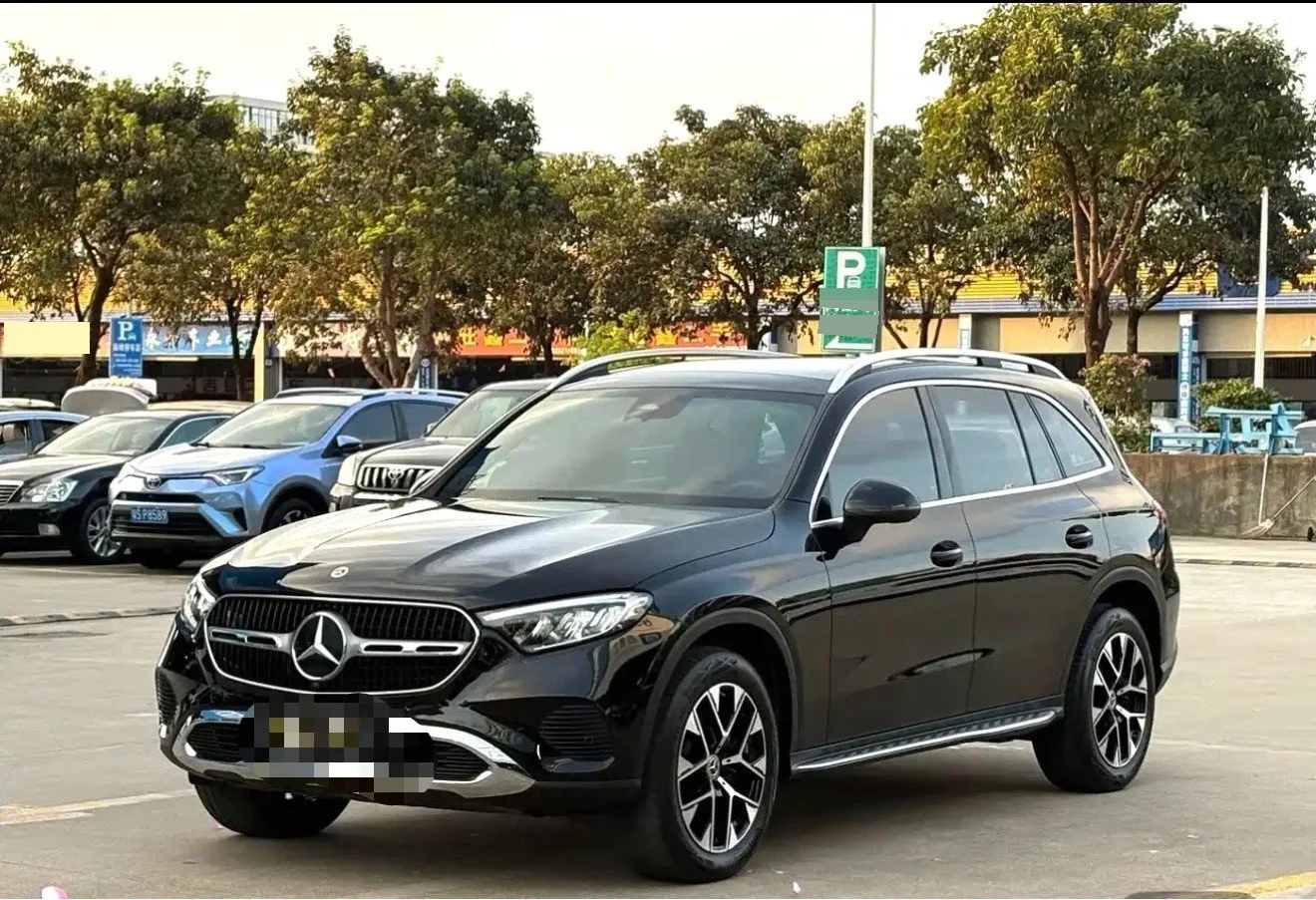Mercedes-Benz 2025 GLC 260 L 4MATIC 48V 2.0T Dynamic (facelift) Automatic