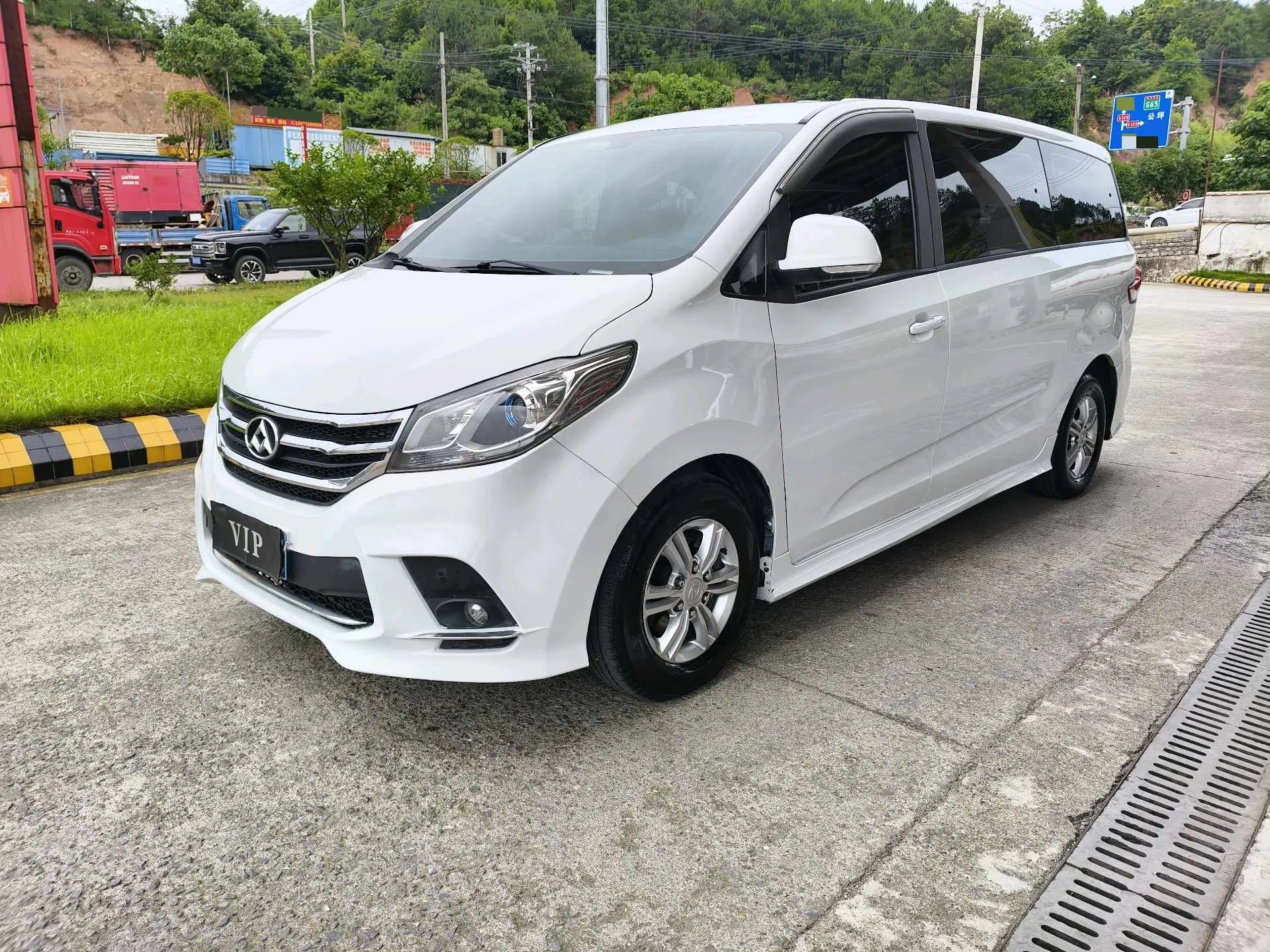 SAIC Maxus G10 2021 Model Year 2.0T Automatic Smart Enjoy Edition, Gasoline, 7-Seater