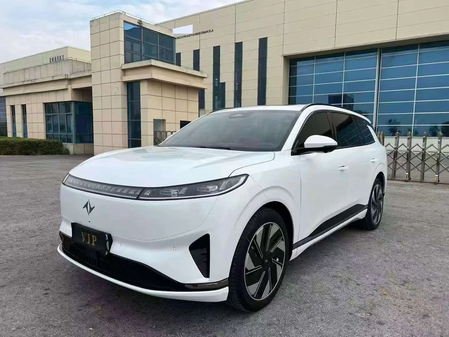 eπ008 2024 636Max Pure Electric Edition