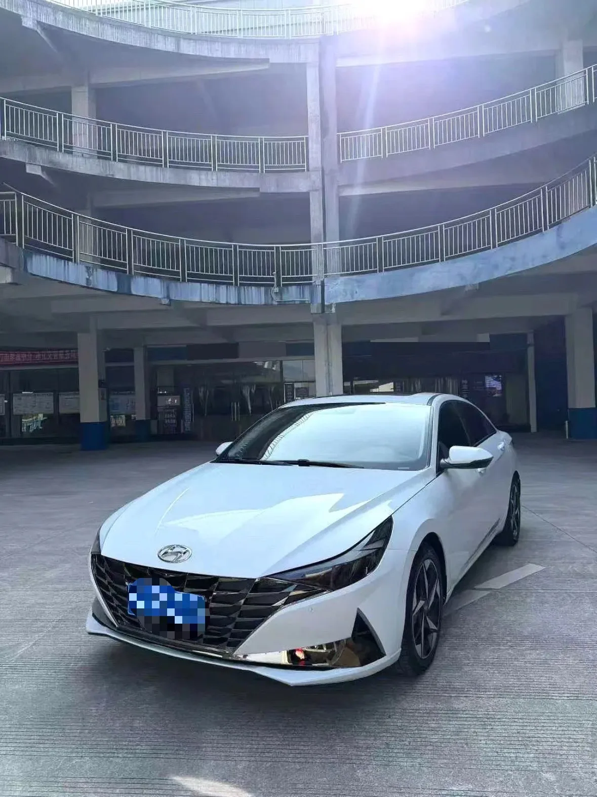 Hyundai Elantra 2022 1.5L CVT GLX Elite Edition