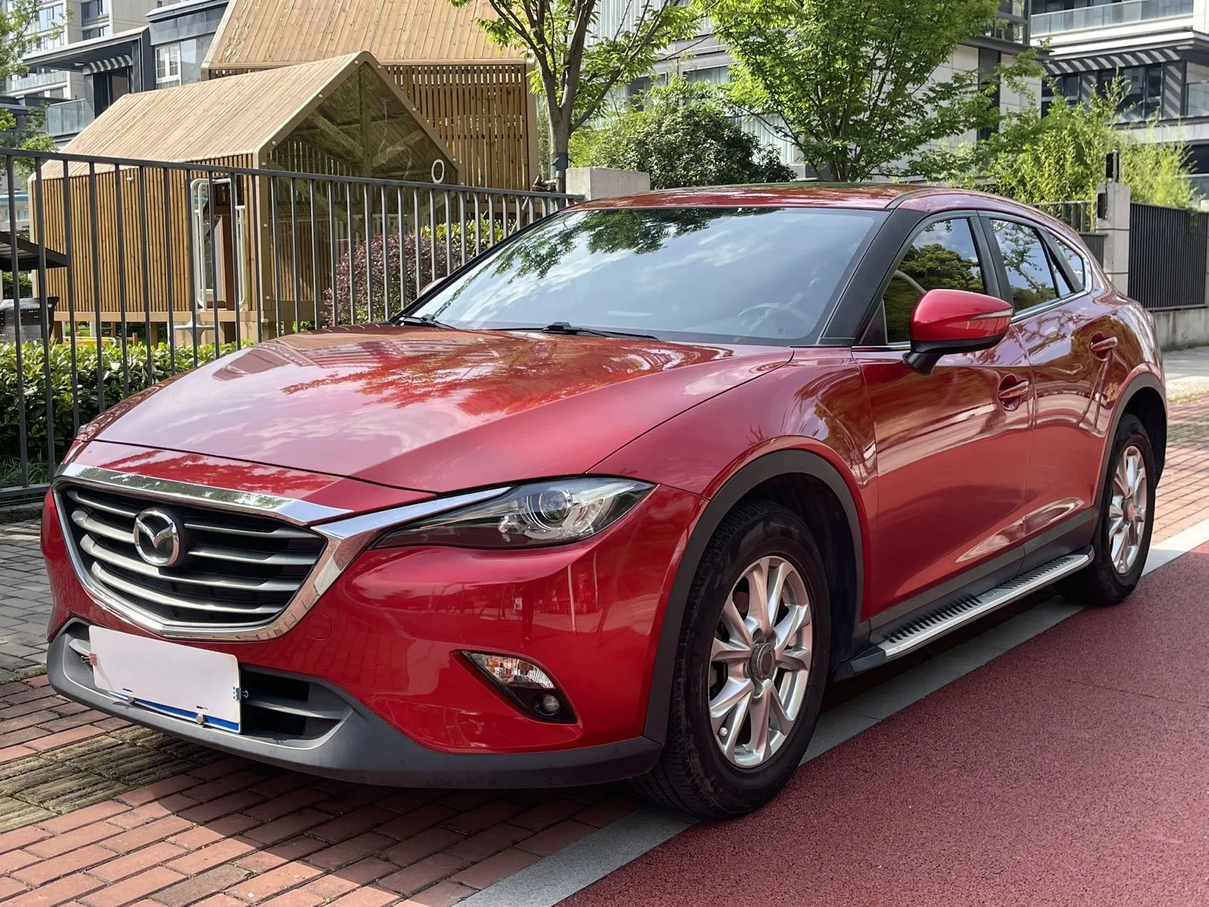 Mazda CX-4 2016 2.0L Automatic 2WD Blue Sky Premium Edition